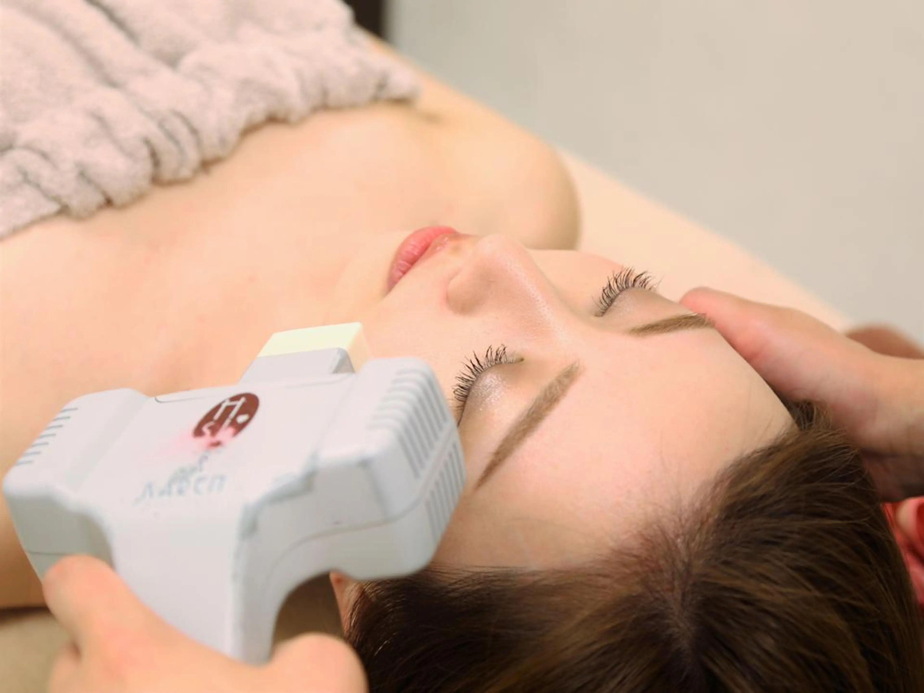 【なんば店限定】VIO脱毛2回+顔脱毛1回セット　通常￥8000→今だけ￥7200！の写真