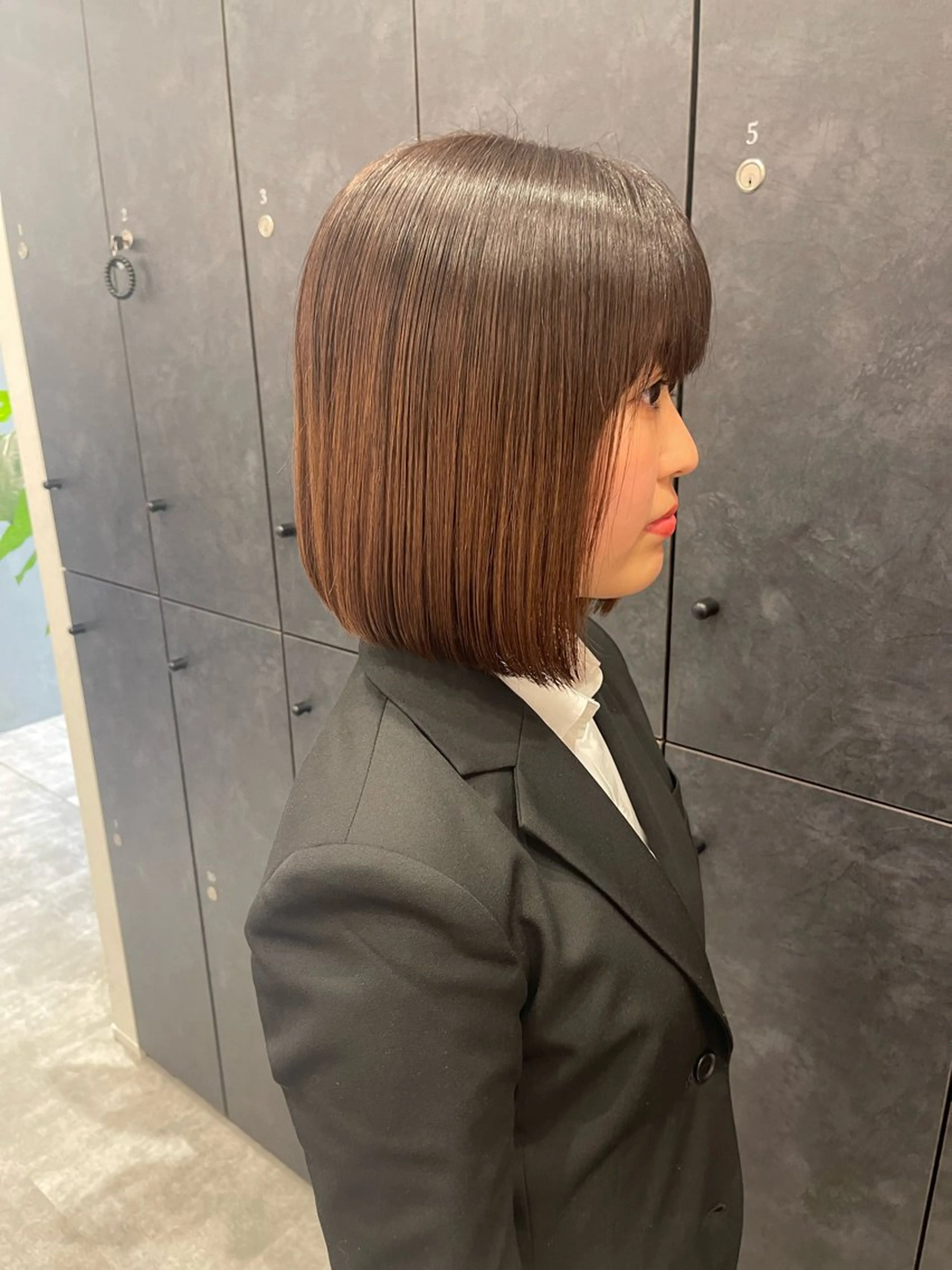 ショート TENSHO ハイトーンレイヤーのヘアスタイル