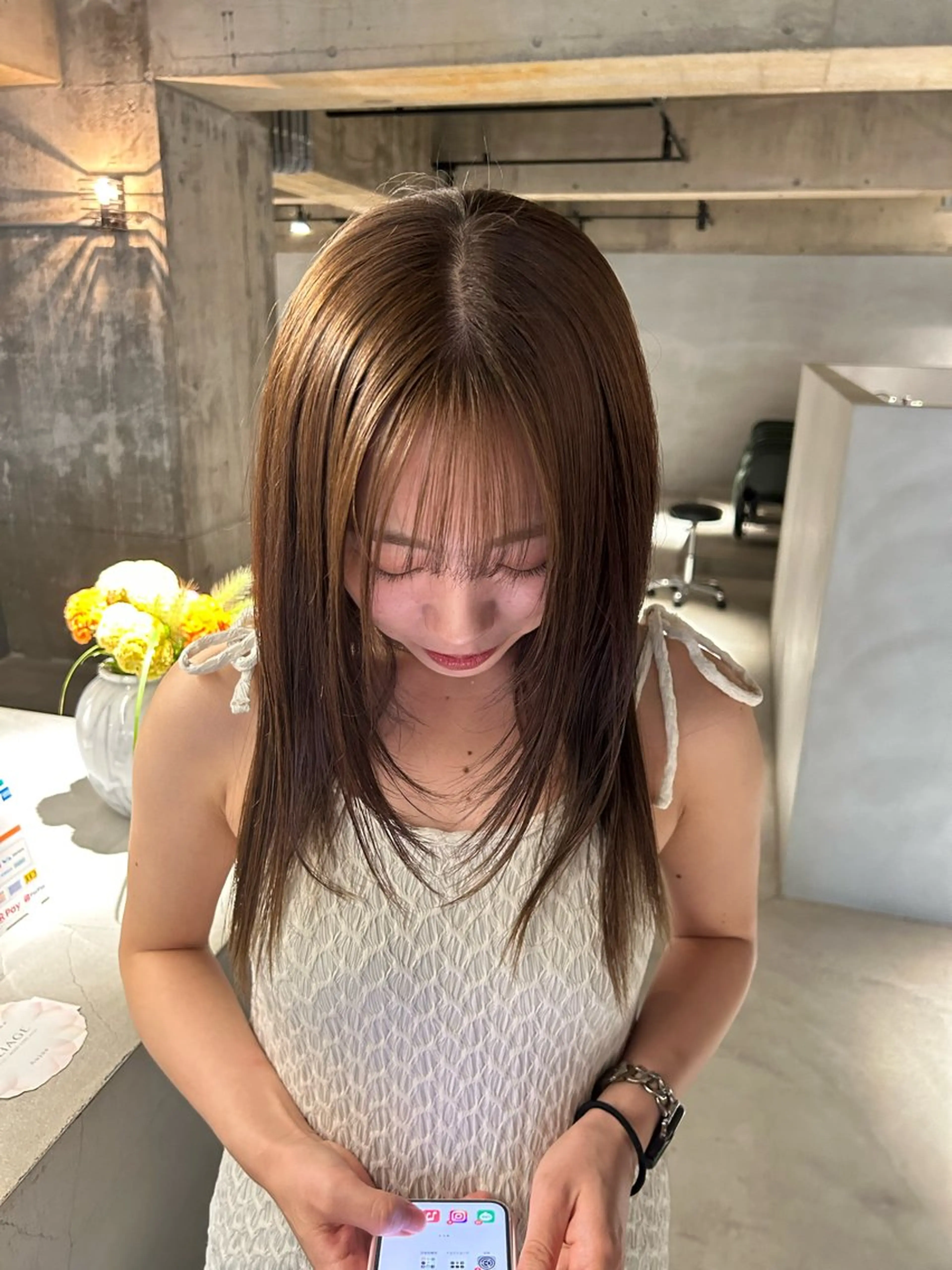 セミロング カラー ベージュカラー 透明感カラー 中村 衣里のヘアスタイル