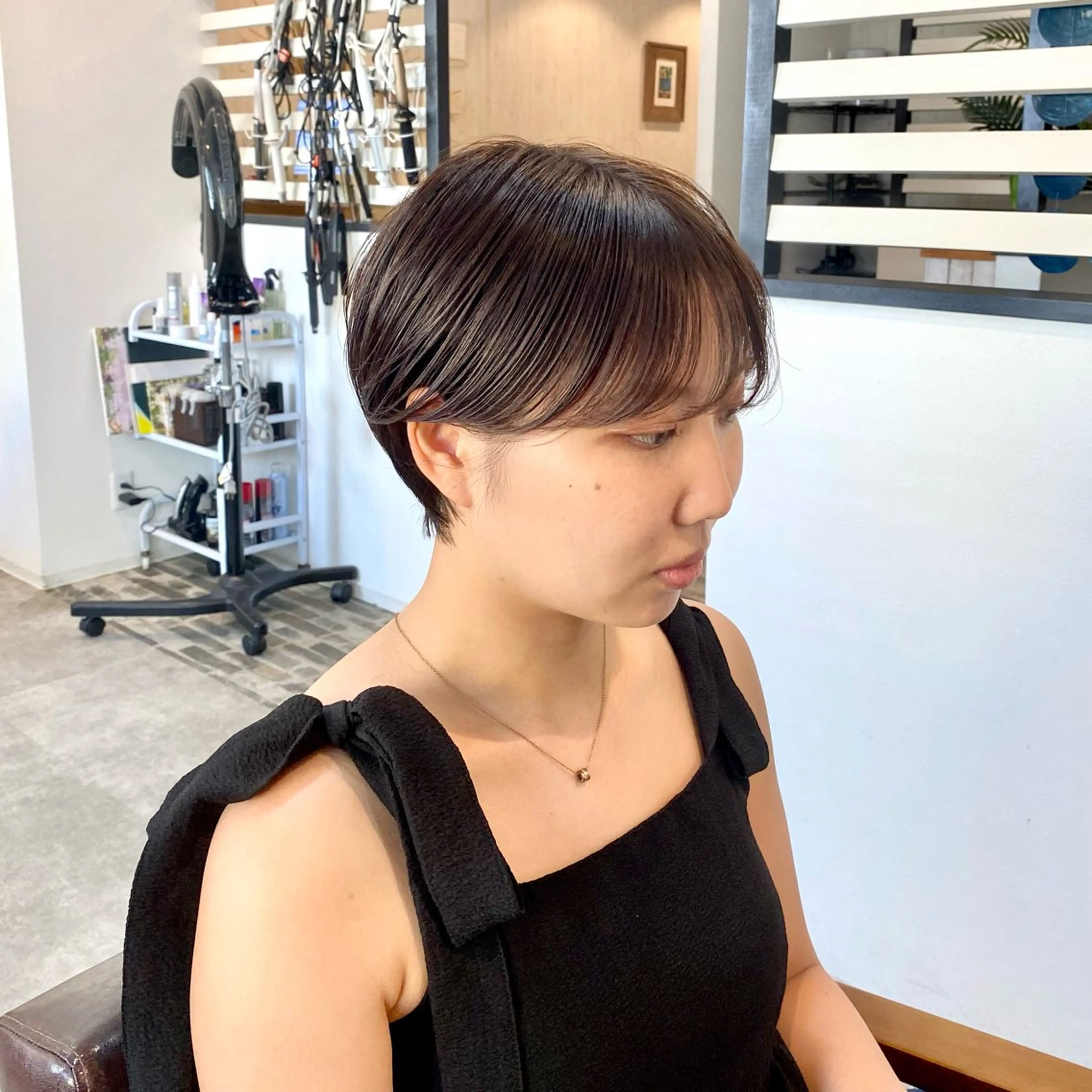 ショート カラー [店長]加地 峻のヘアスタイル