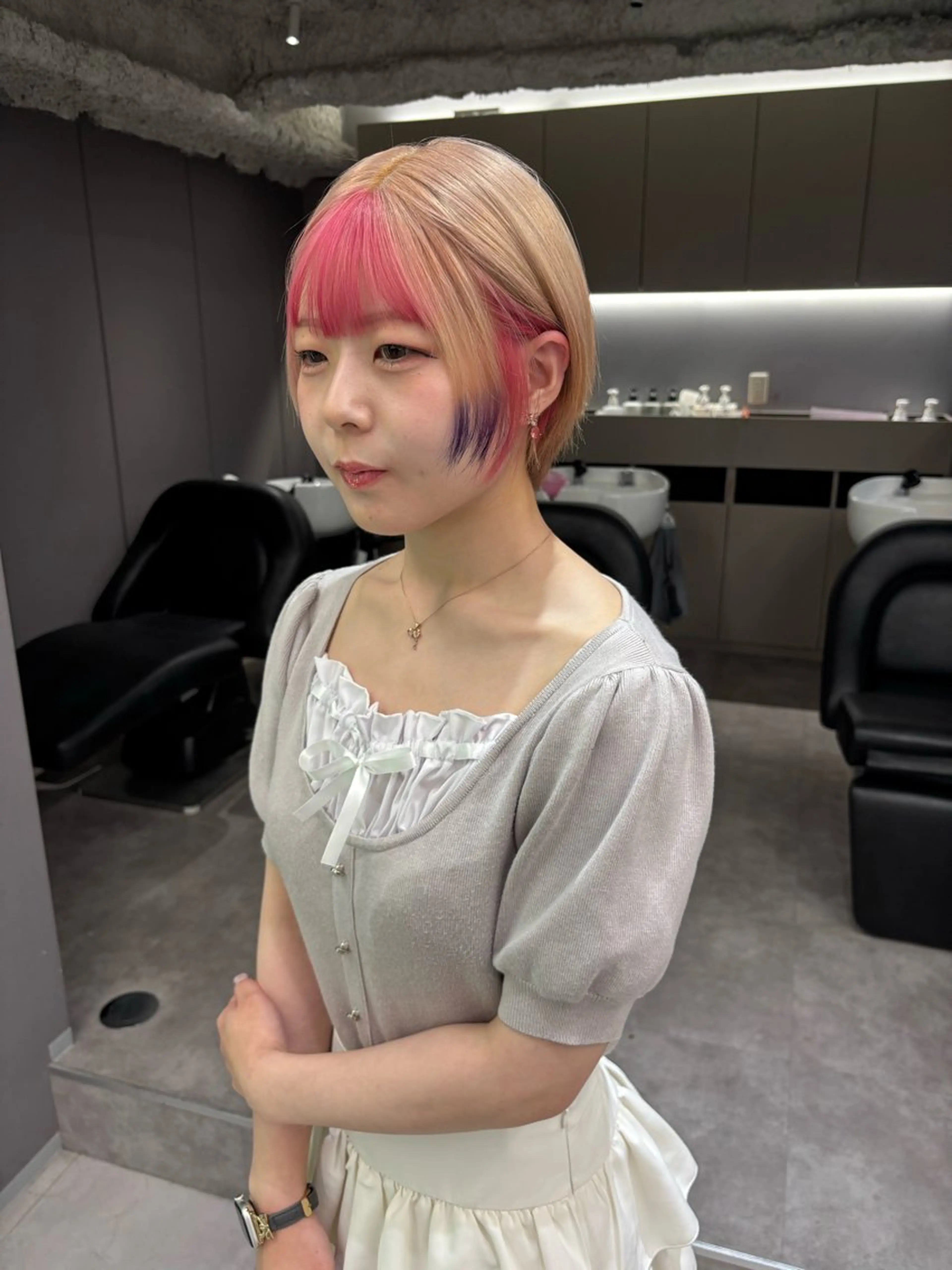 ショート カラー ブリーチ ブロンド デザインカラー ハイトーンカラー ヘアカラー 名古屋／デザイン／ ブリーチ/松井亮磨のヘアスタイル