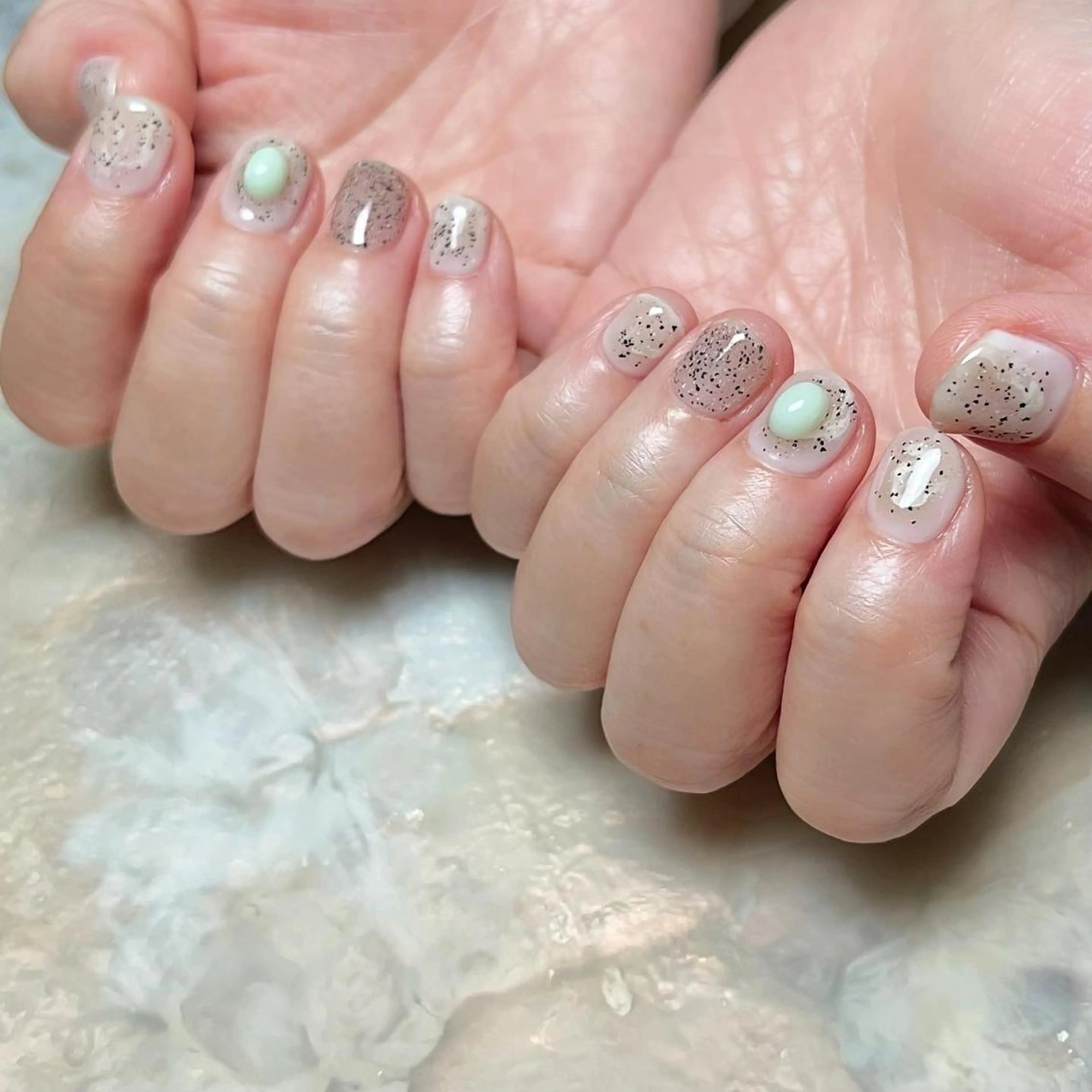 ネイル マグネットネイル ニュアンスネイル ショートネイル gemickle nailのネイルデザイン