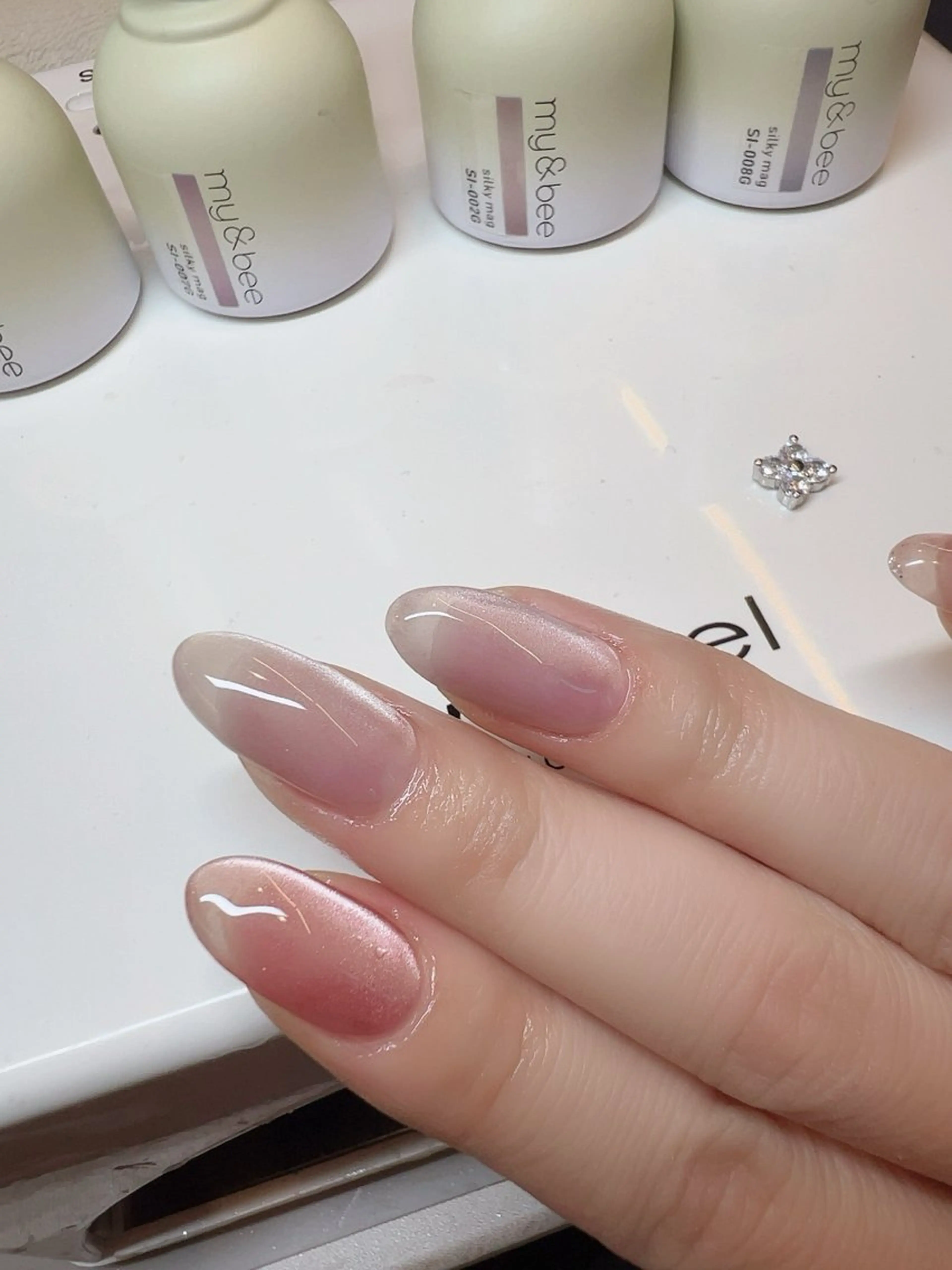 ネイル ハンドネイル clover nailのネイルデザイン