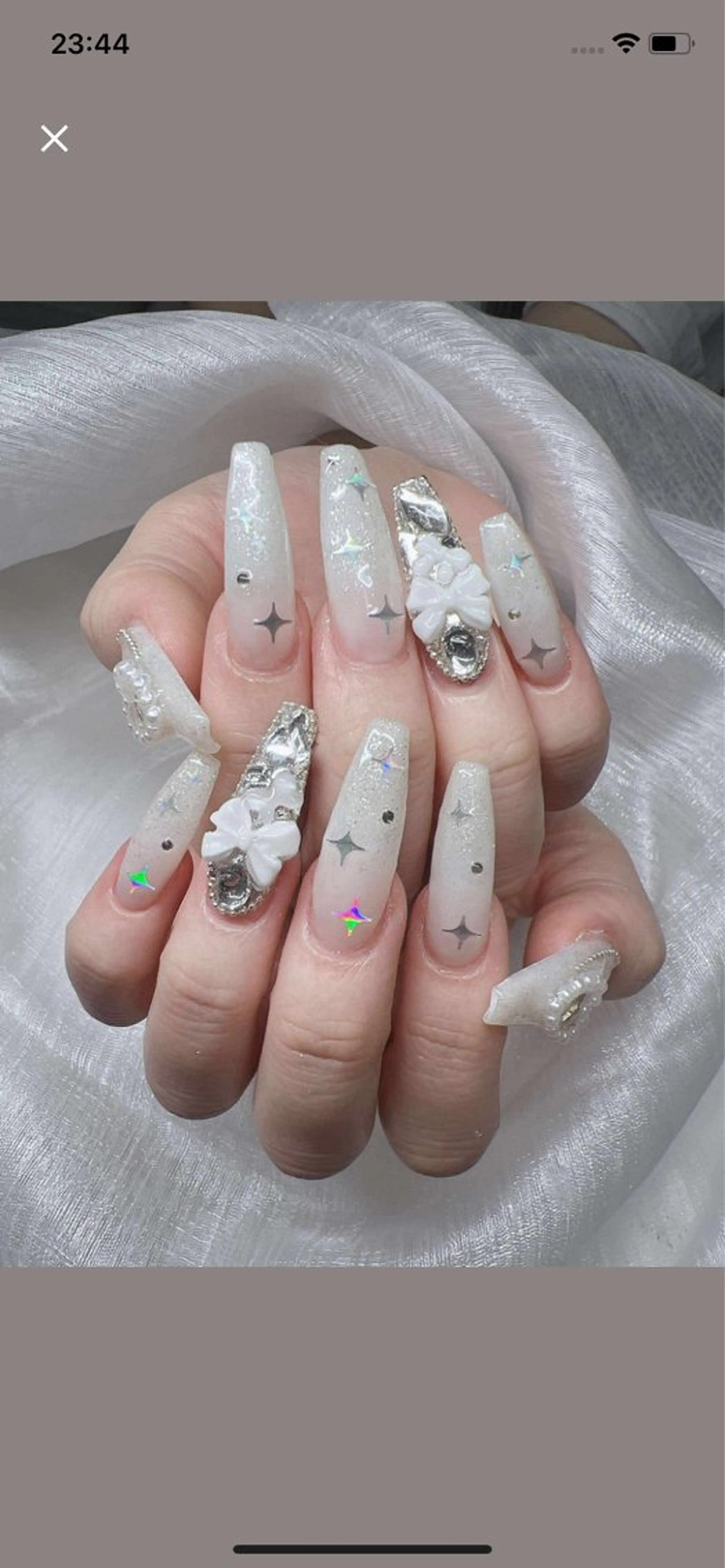 ネイル 長さ出しMORNAIL所属・長出し専門 パーツのネイルデザイン