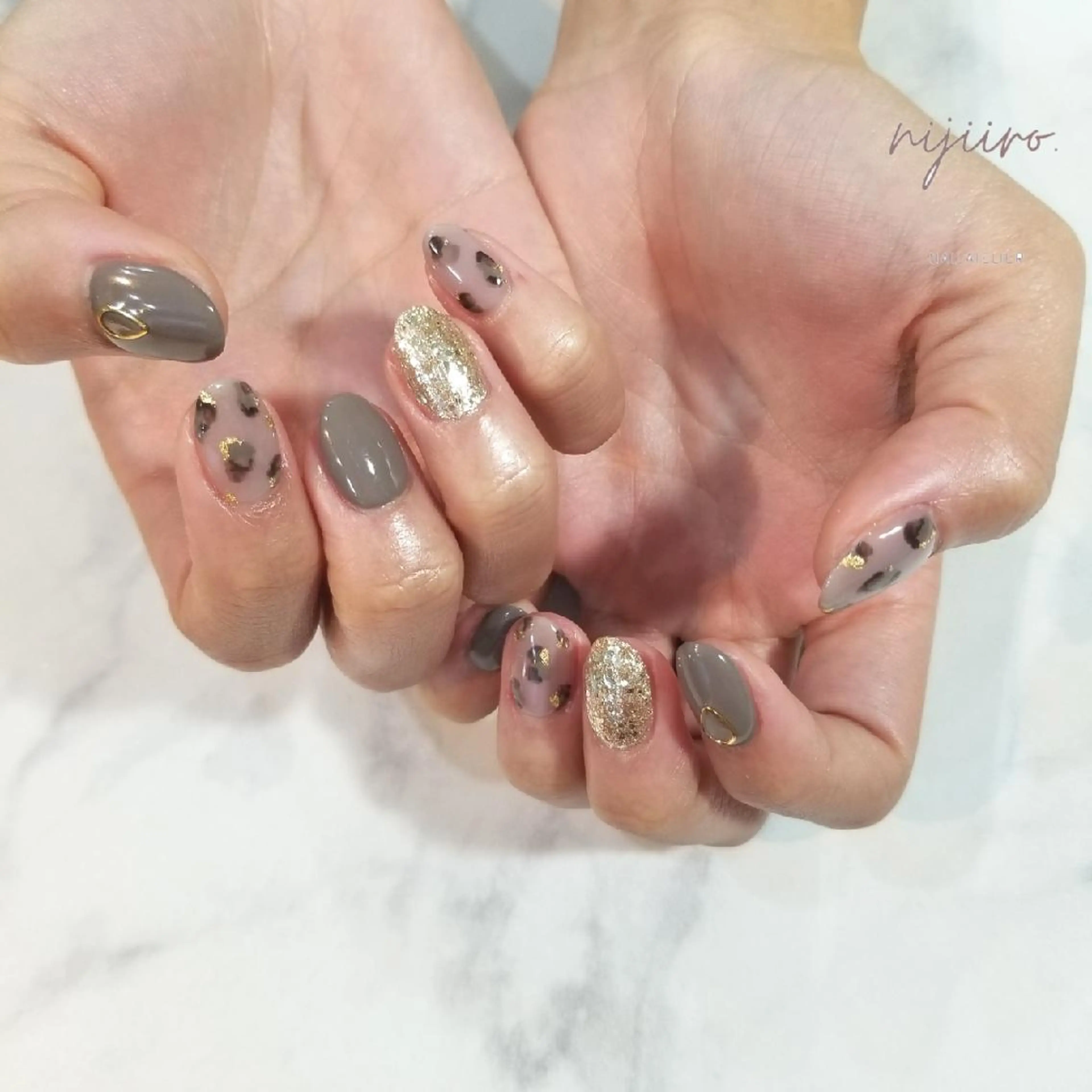 ネイル アニマル柄 ハンドネイル nailatelier nijiiro.所属・nijiiro🌈 サトウのネイルデザイン