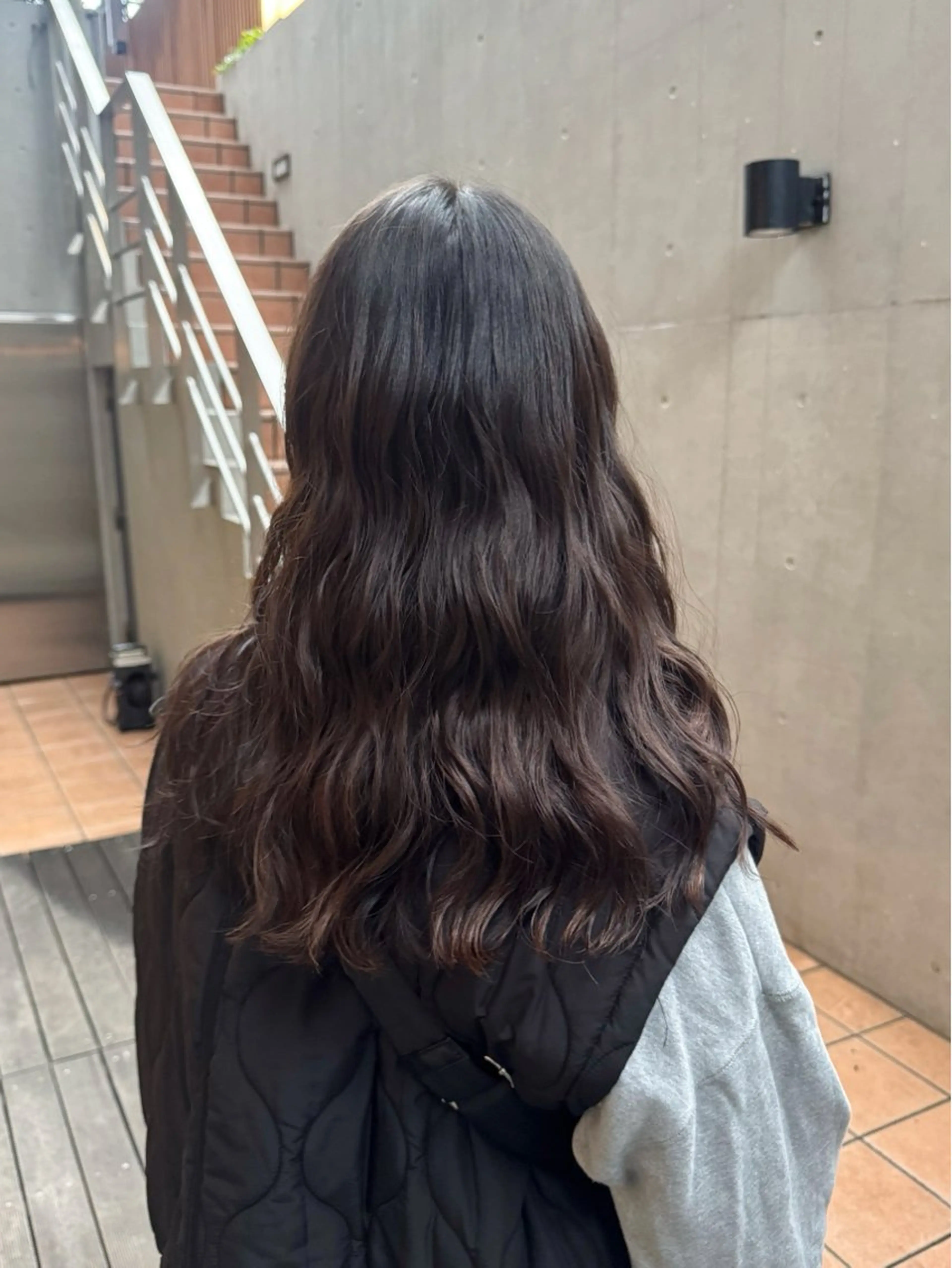ミディアム カラー パーマ カット パーマ 大橋 芽衣のヘアスタイル