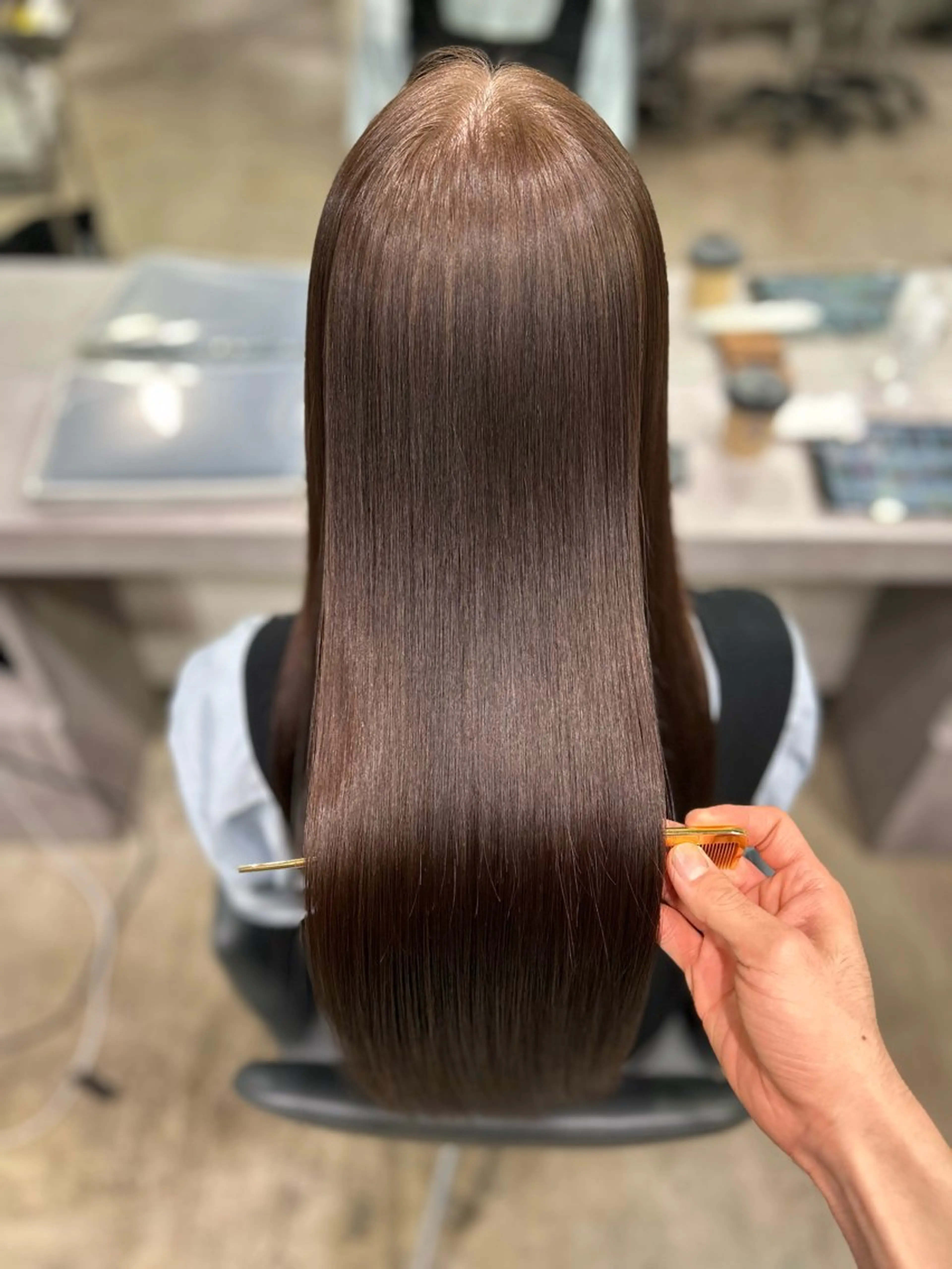 セミロング 割れ癖も直す髪質改善 美容師✨みやたのヘアスタイル