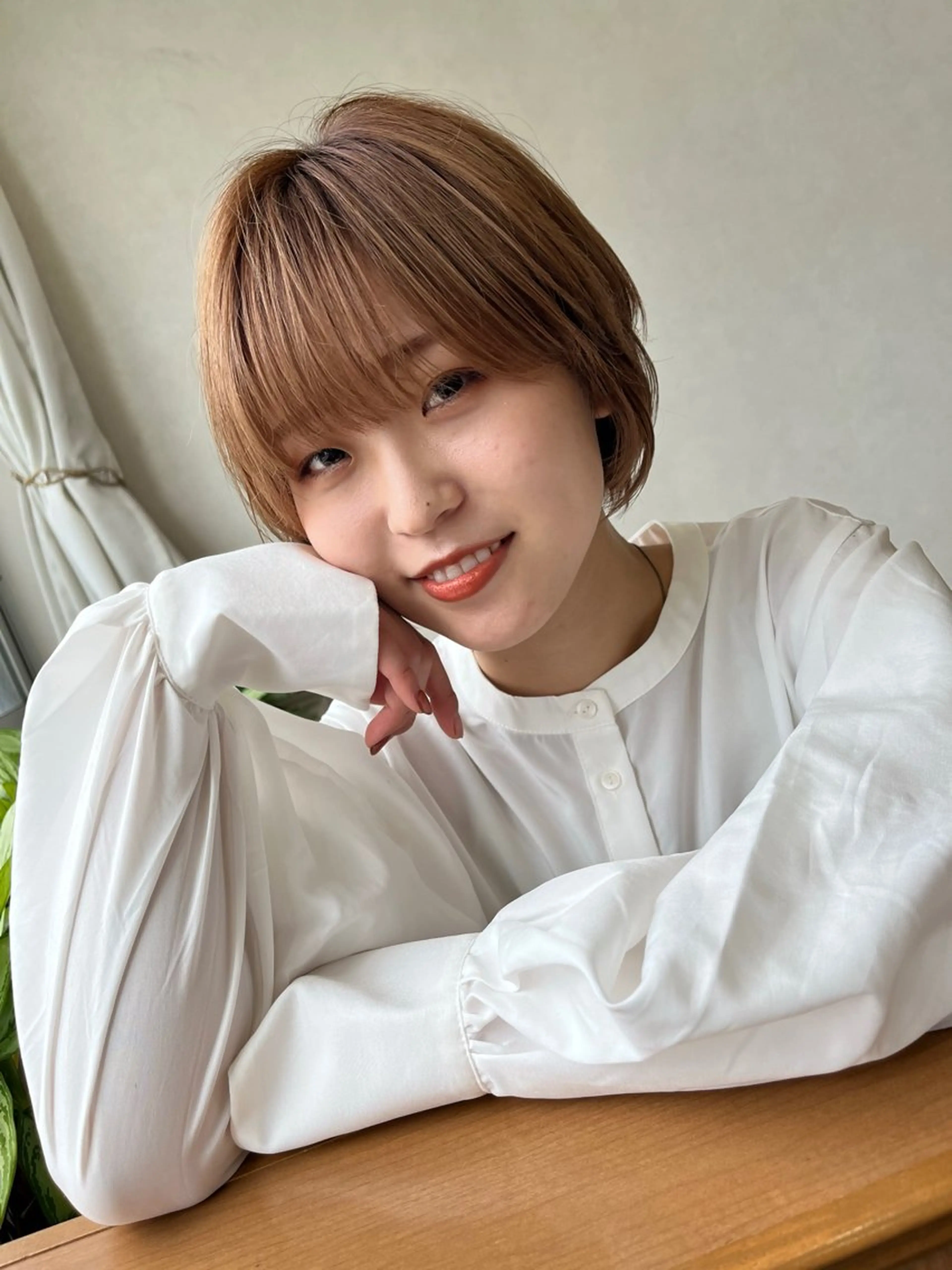 ショート カット トリートメント ハイトーン カラー/久保田彰のヘアスタイル