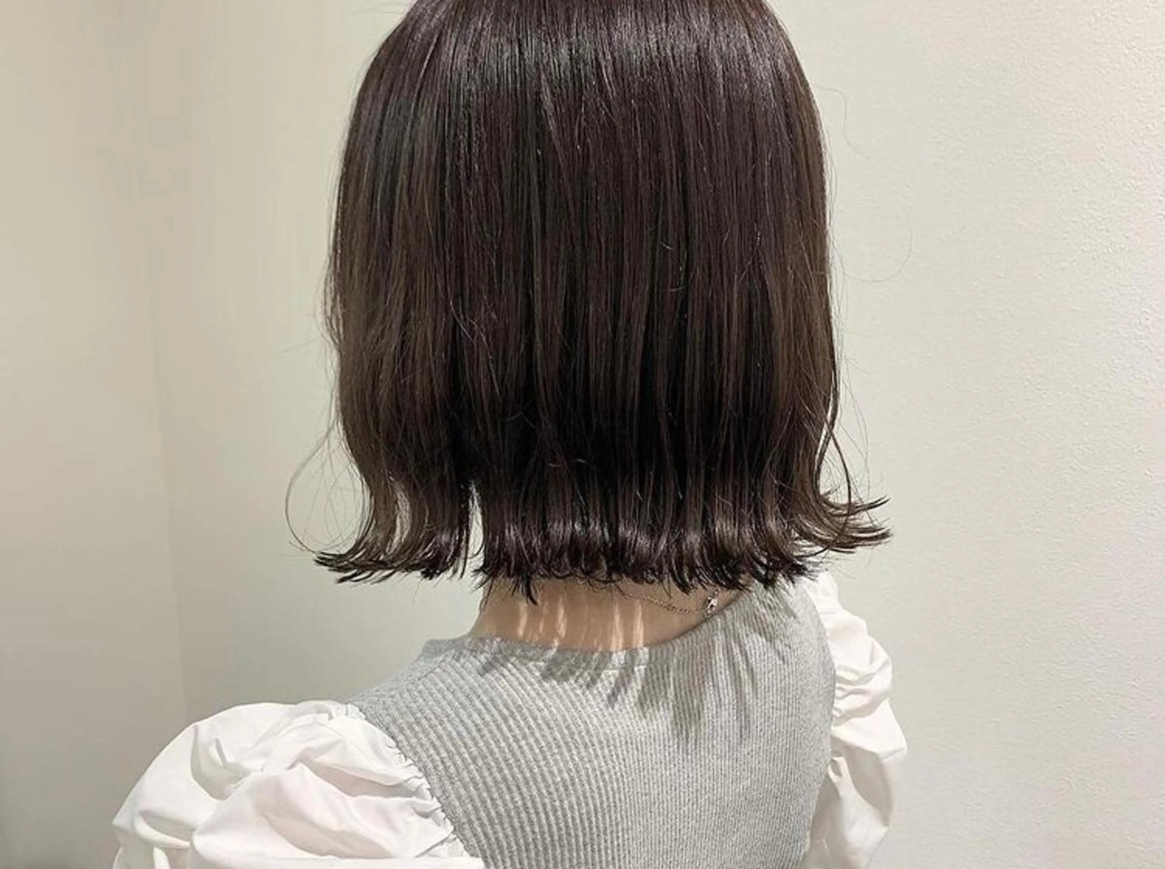 ミディアム カラー ヘアアレンジ ボブ 外ハネヘア 髪質改善/ ツヤ髪カラー/高井のヘアスタイル