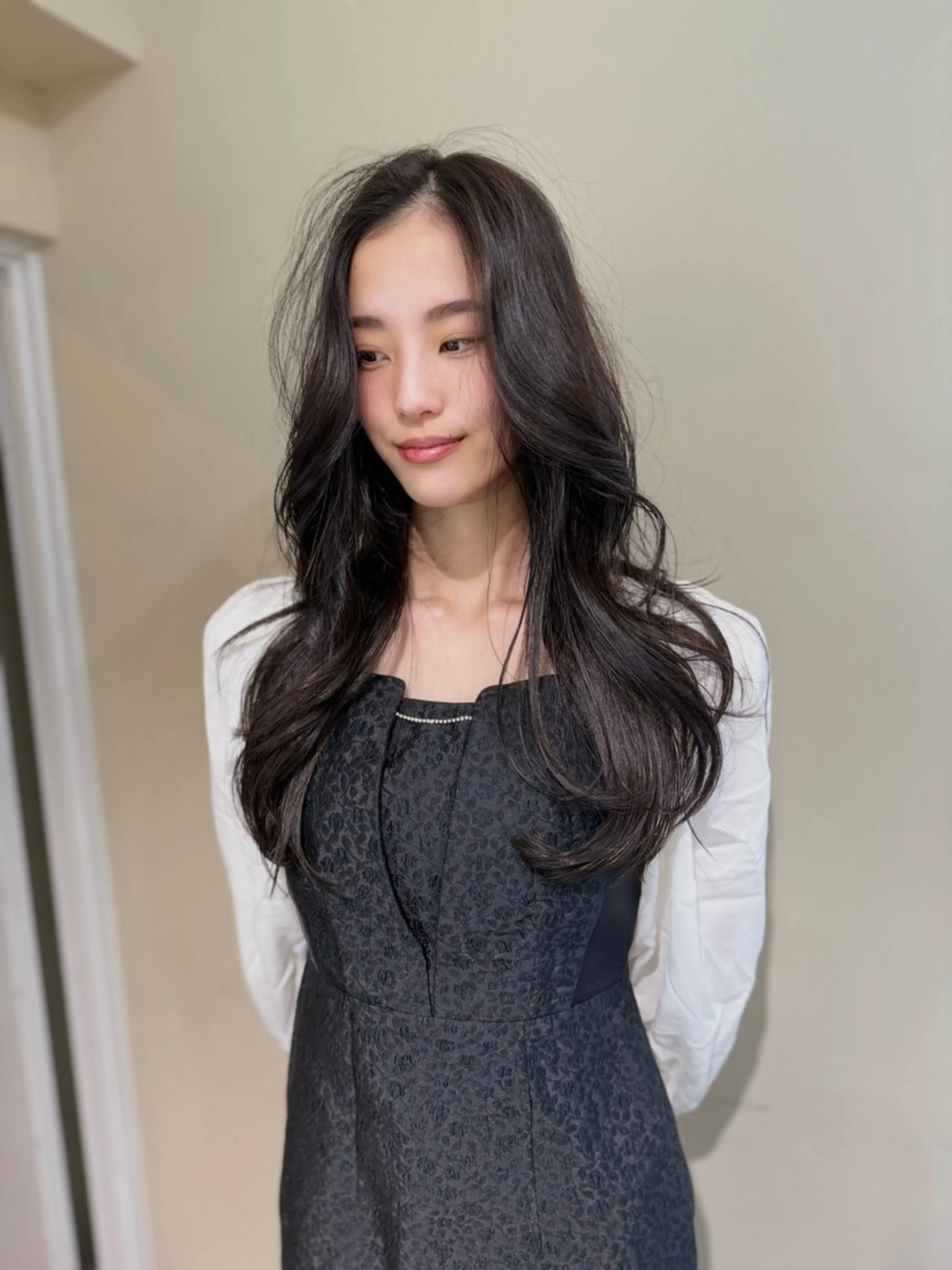 韓国ヘアレイヤーカット＋プレミアムケアカラー＋aujua treatの写真