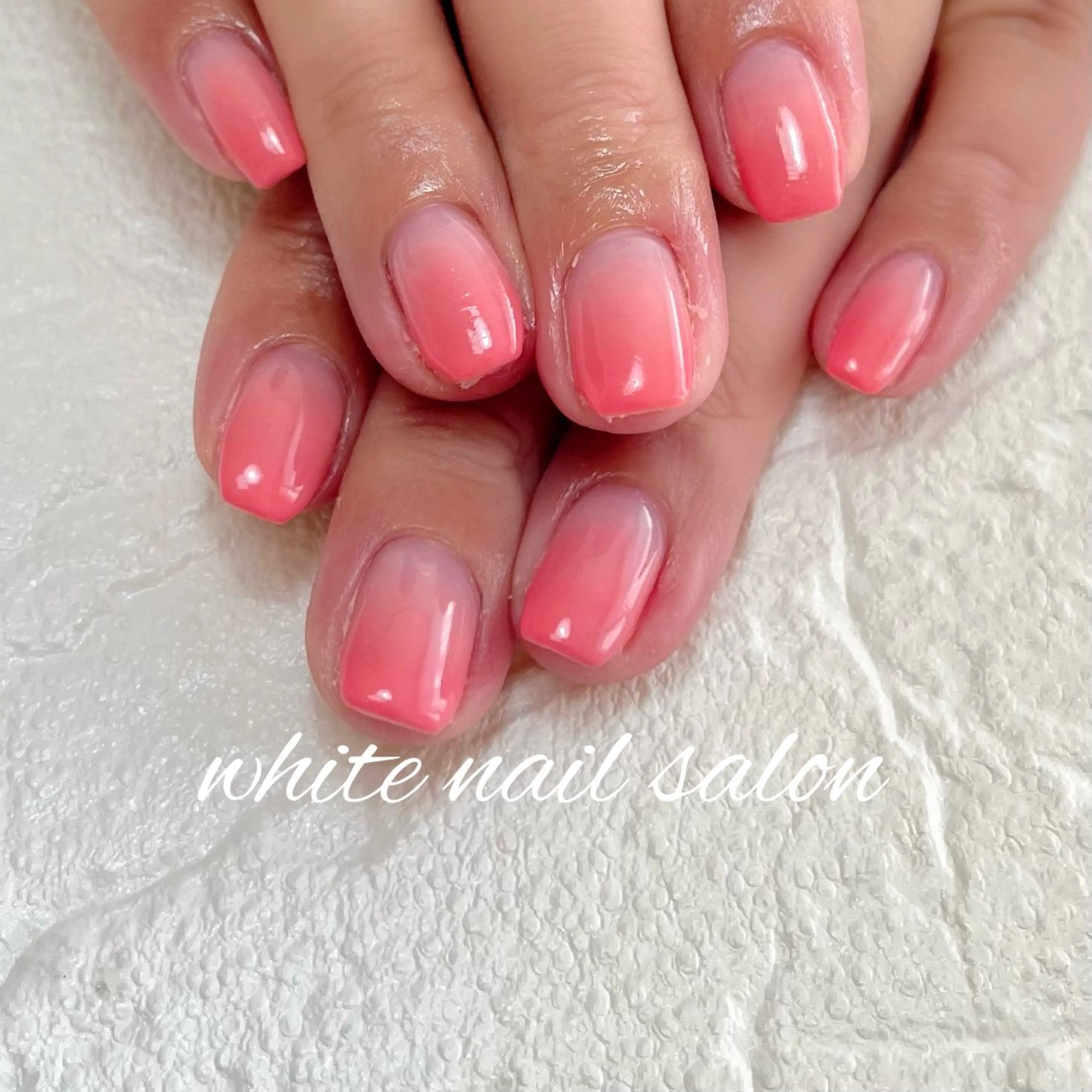 ネイル ラメ(グリッター) シンプルネイル ハンドネイル white nail salonのネイルデザイン