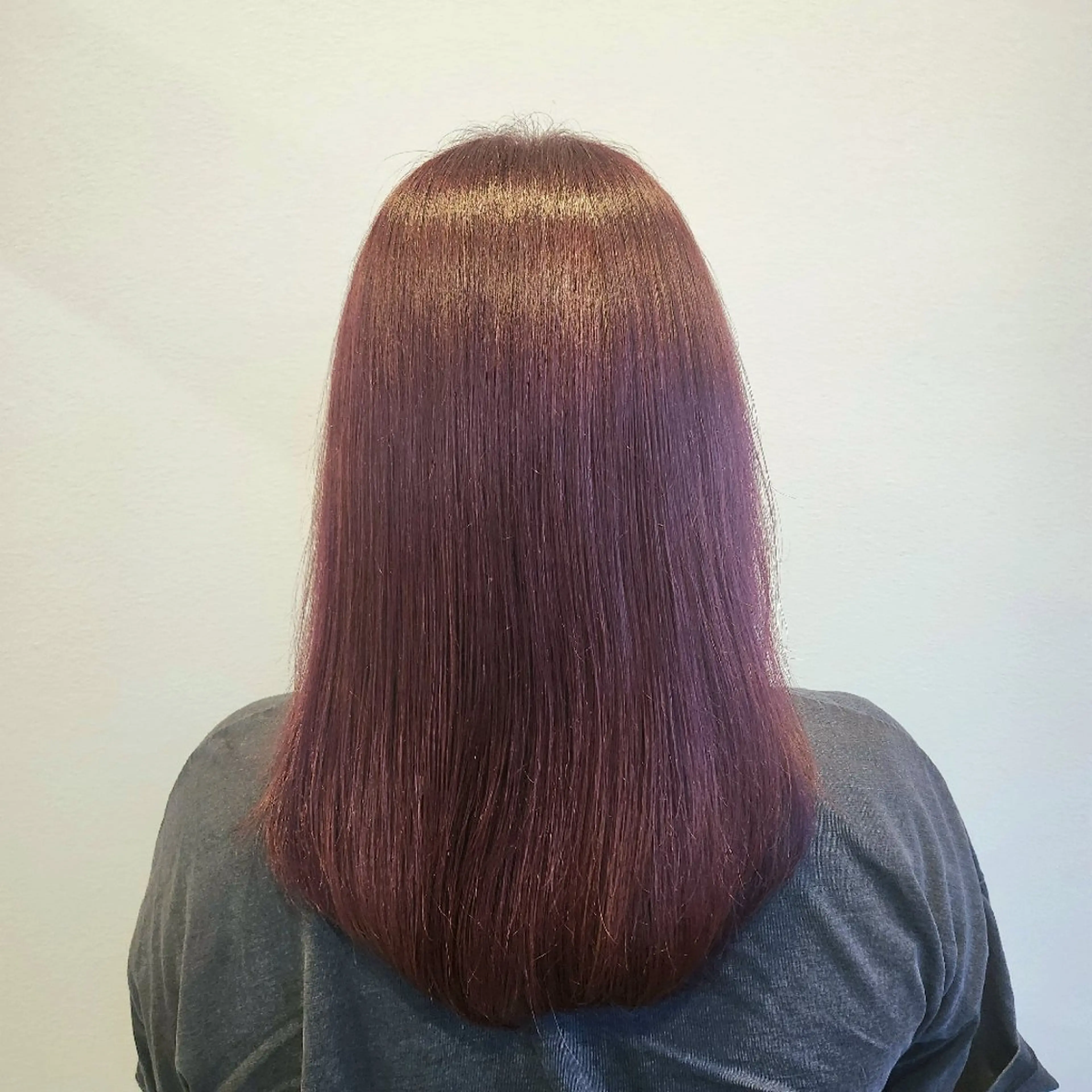 セミロング カラー ブリーチ ダブルカラー ブリーチなしカラー O.hair designers所属・シールエクステ🎀 ホシノ🕒ユウカのヘアスタイル