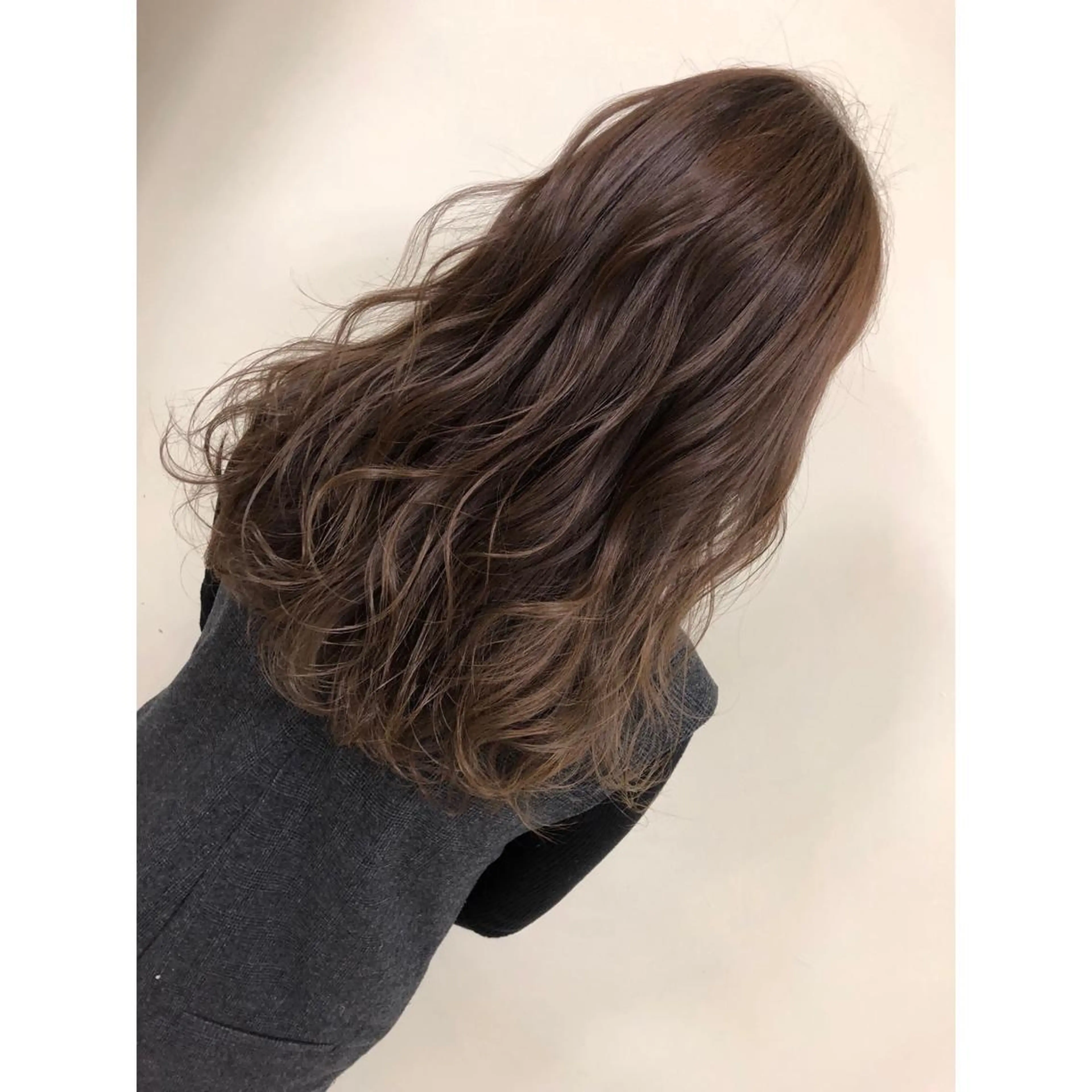 カラー 【.ico】心斎橋/ ウルフ/飛田ゆうきのヘアスタイル