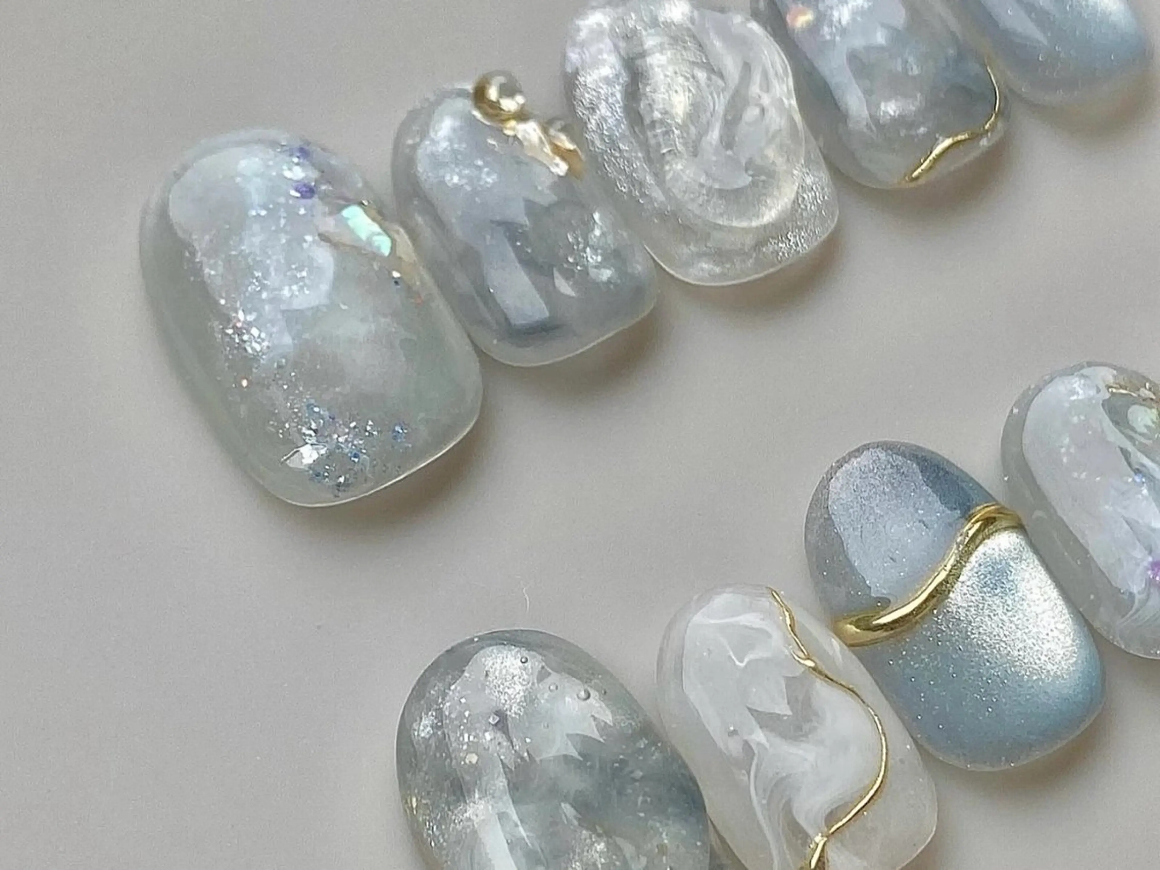 メンズ ネイル アートネイル フレンチネイル ジェルネイル キラキラネイル パラジェル ハンドネイル Bloom スカルプ専門店のネイルデザイン