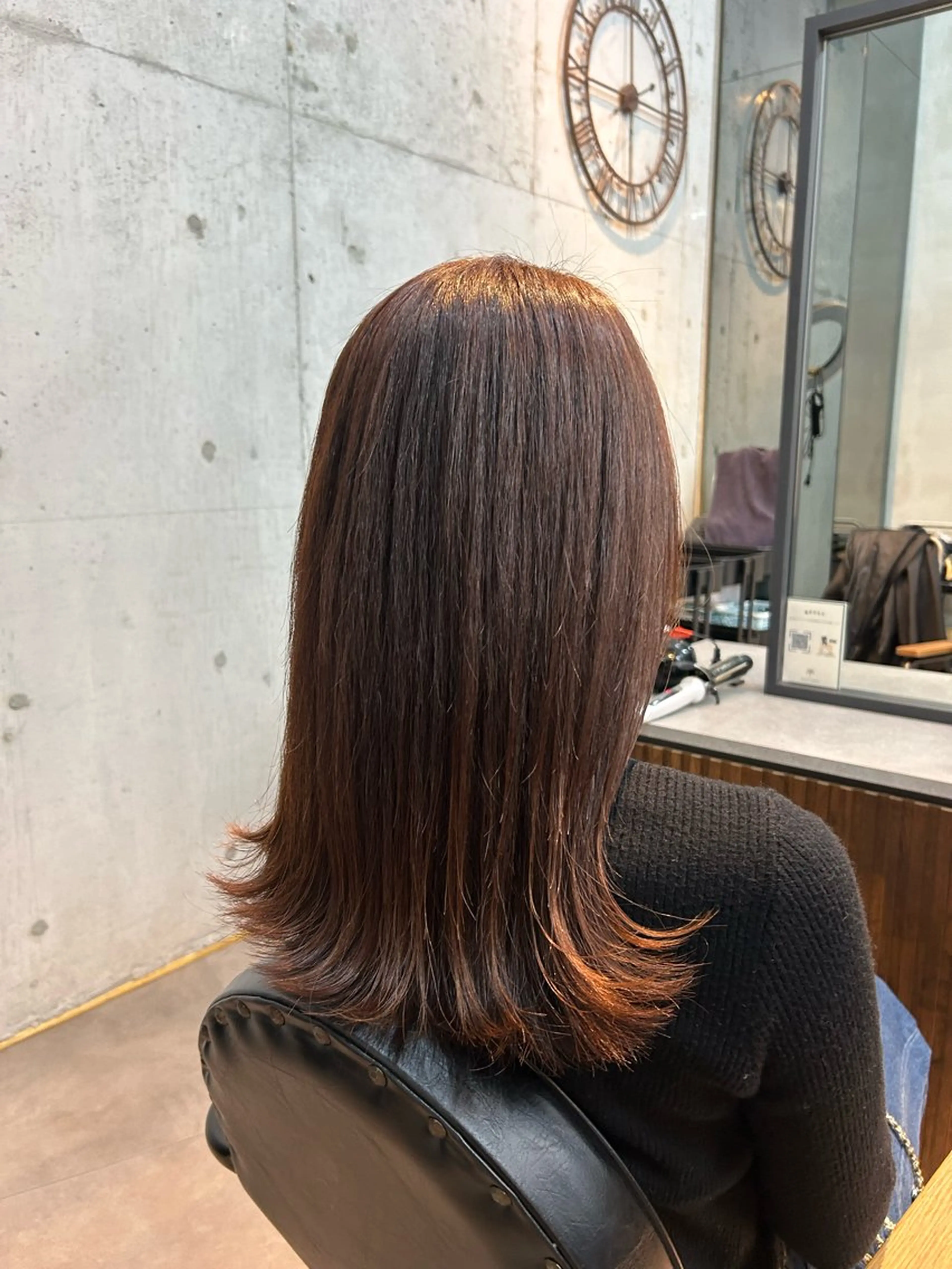 セミロング オレンジブラウン ヘアカラー 小笠原 百雪のヘアスタイル