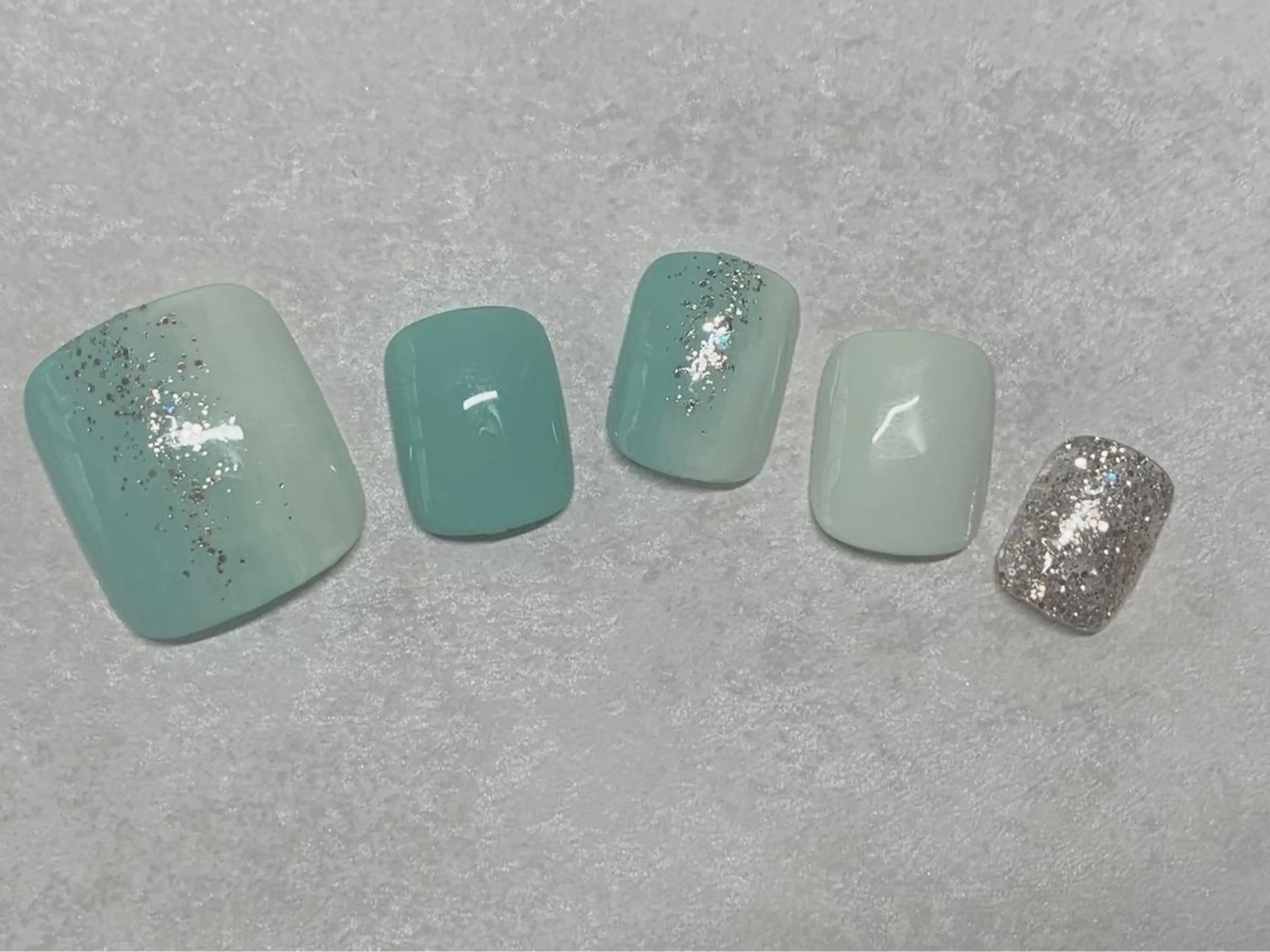 ネイル フットネイル Mogu nail 二子玉川のネイルデザイン