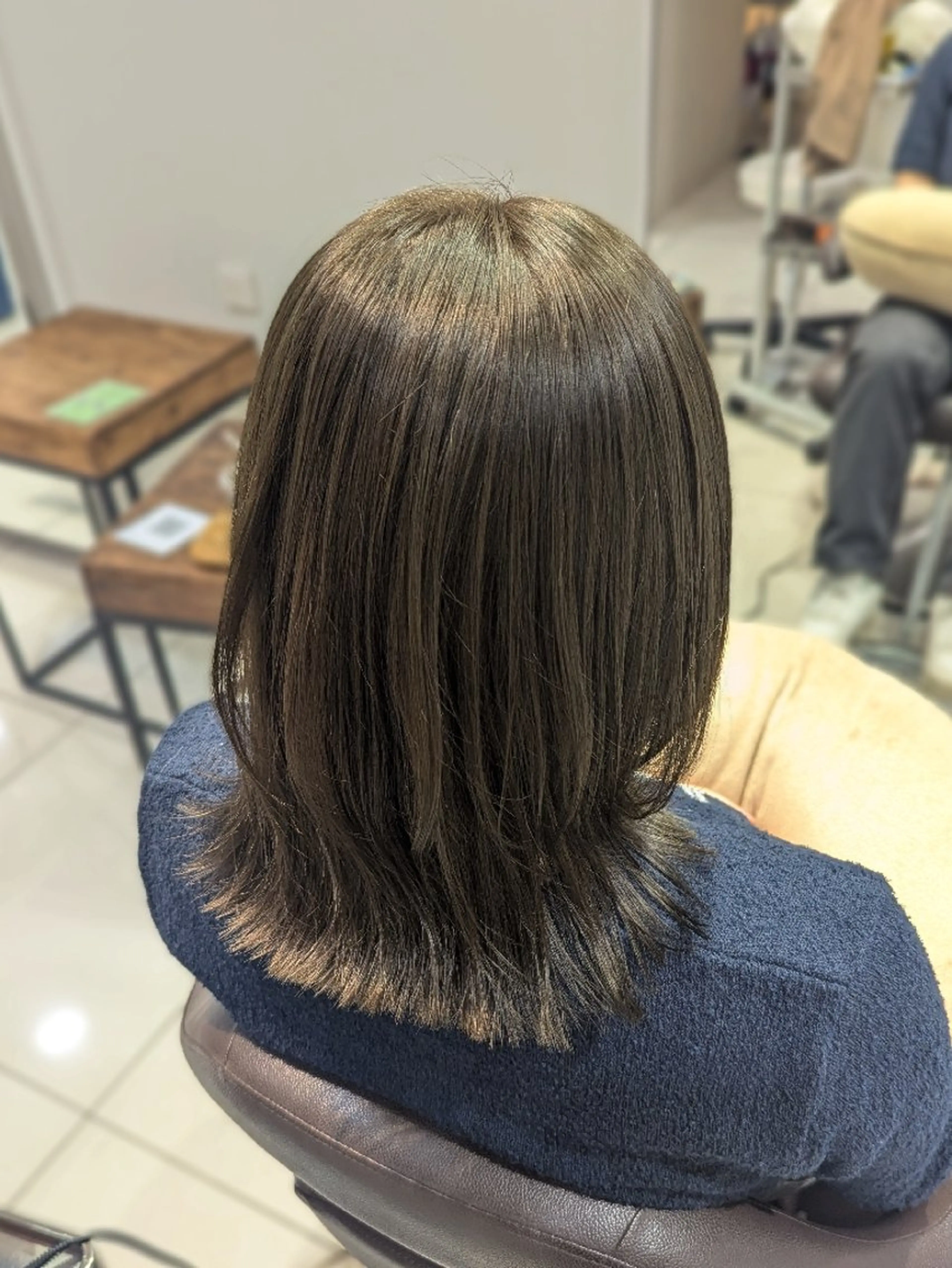 ミディアム カット ヘアカラー 髪質改善/お呼ば れヘア/透明感カラーのヘアスタイル