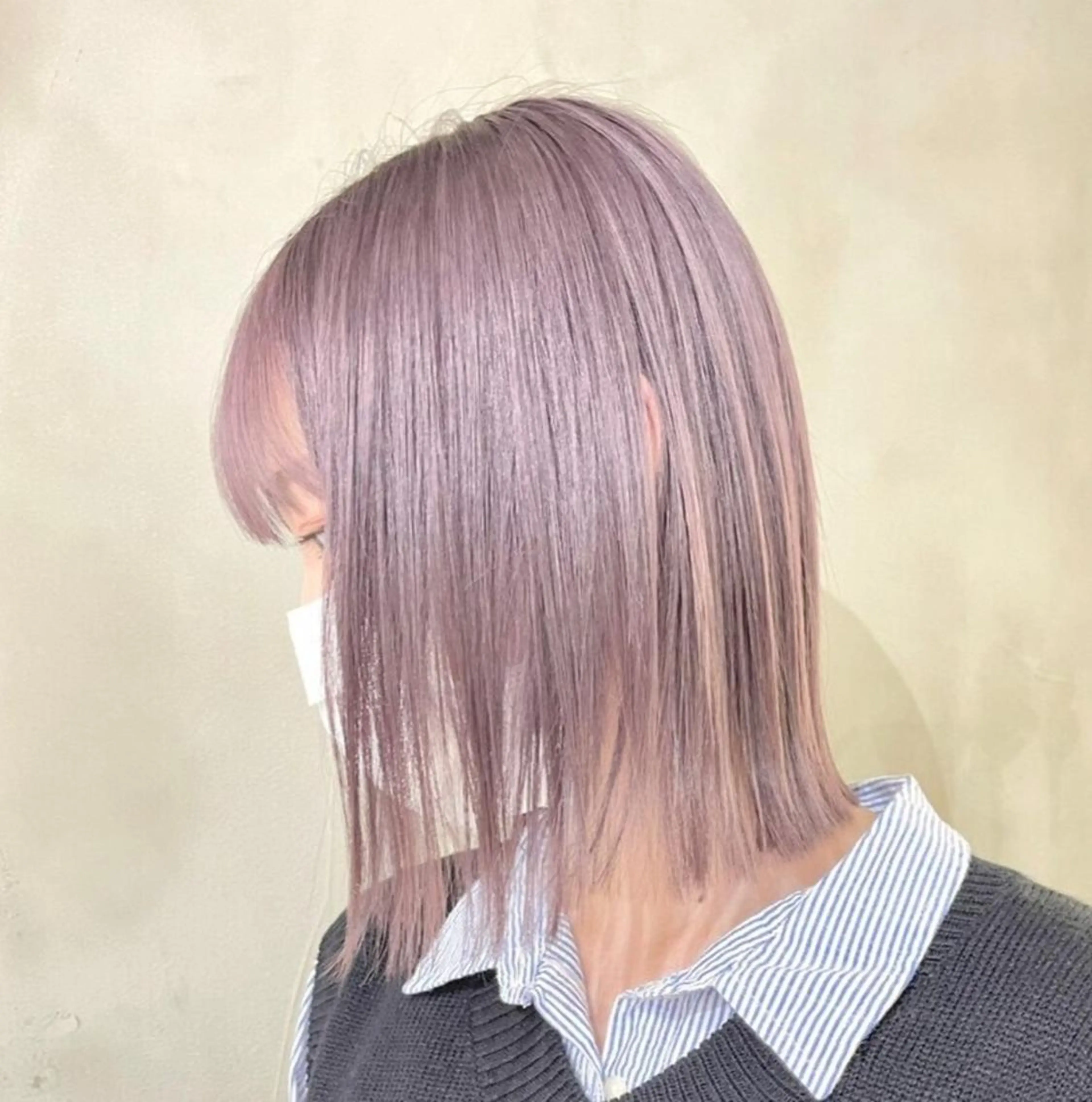 ショート ラベンダーベージュ まろみ暖色×ボブ ×chia🕯のヘアスタイル