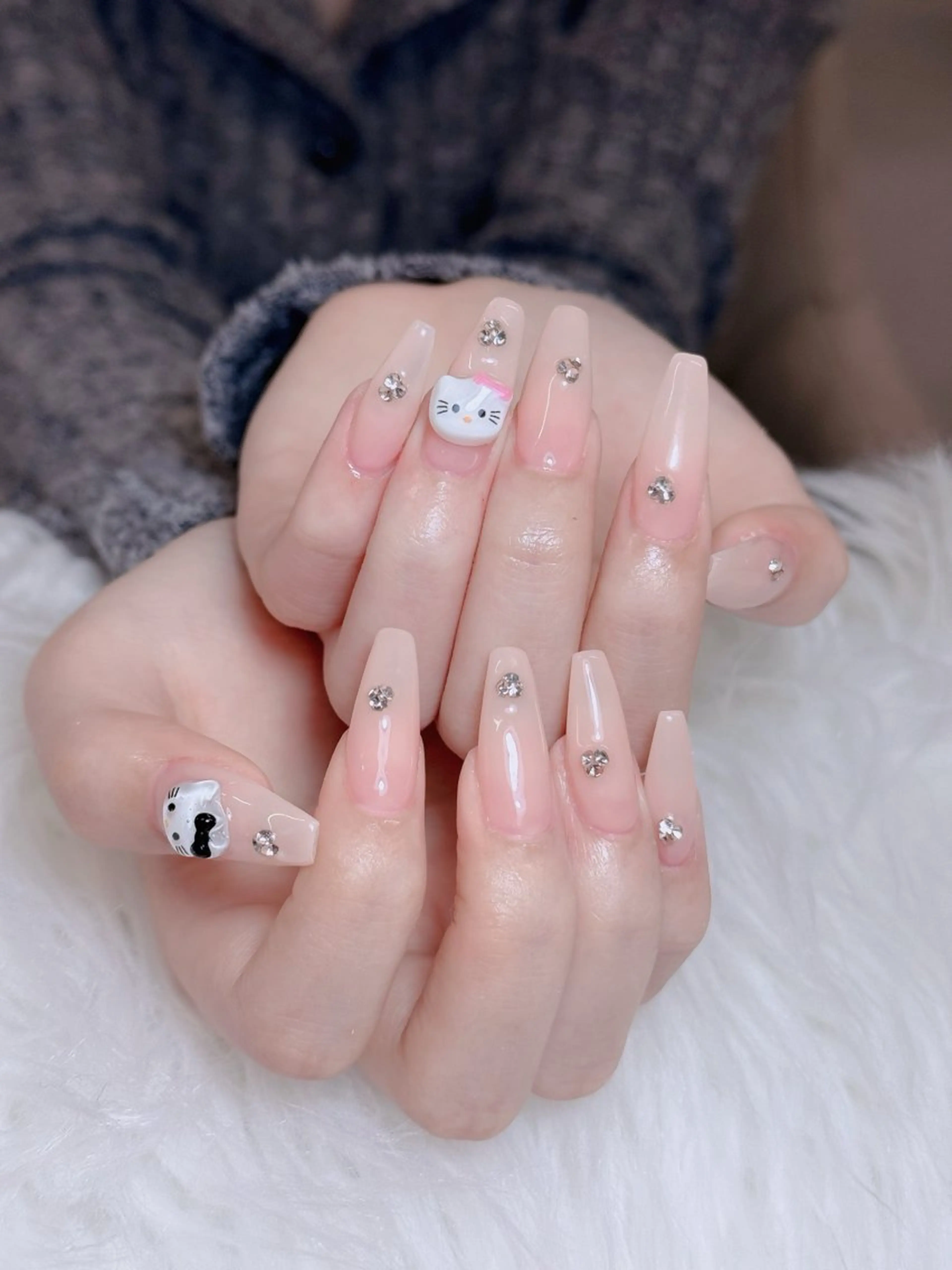 ネイル オーロラネイル チークネイル フットネイル フレンチネイル ハロウィン ハンドネイル Lumi Nail 新大久保3‘のネイルデザイン