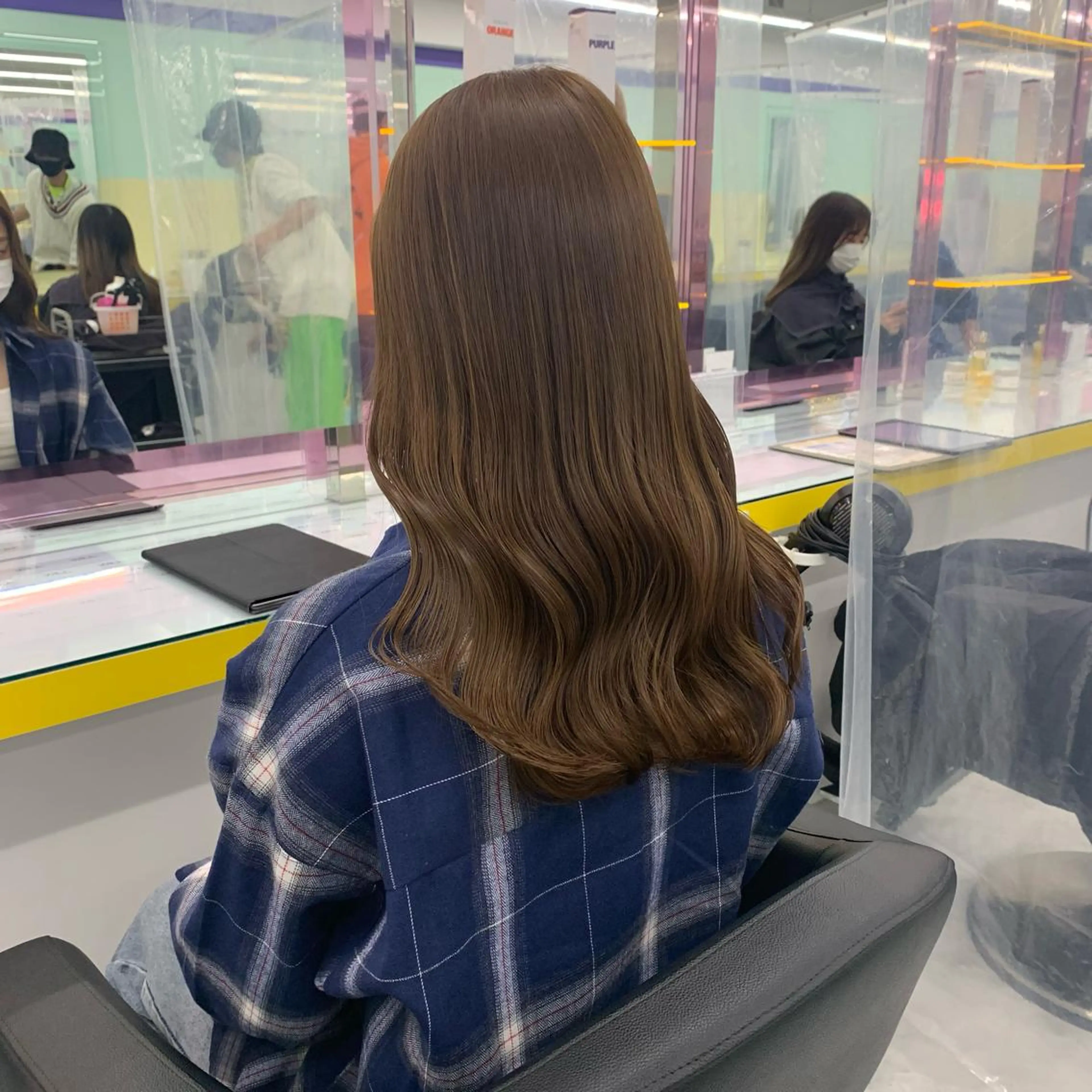 ロング カラー ヘアカラー トリートメント 🪞ハイトーン🪞 🤍waka🤍のヘアスタイル