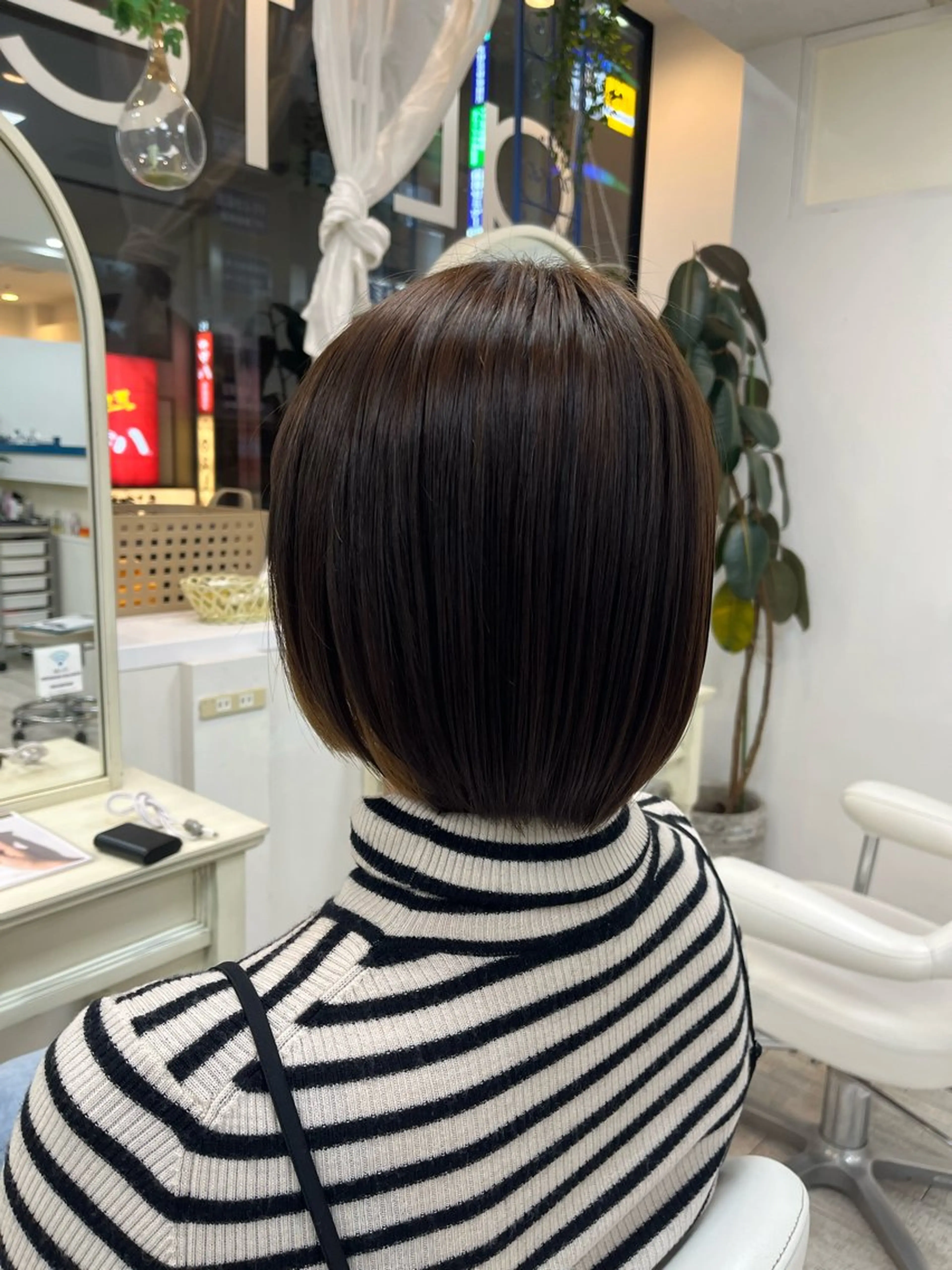 ショート 小川 夏花のヘアスタイル