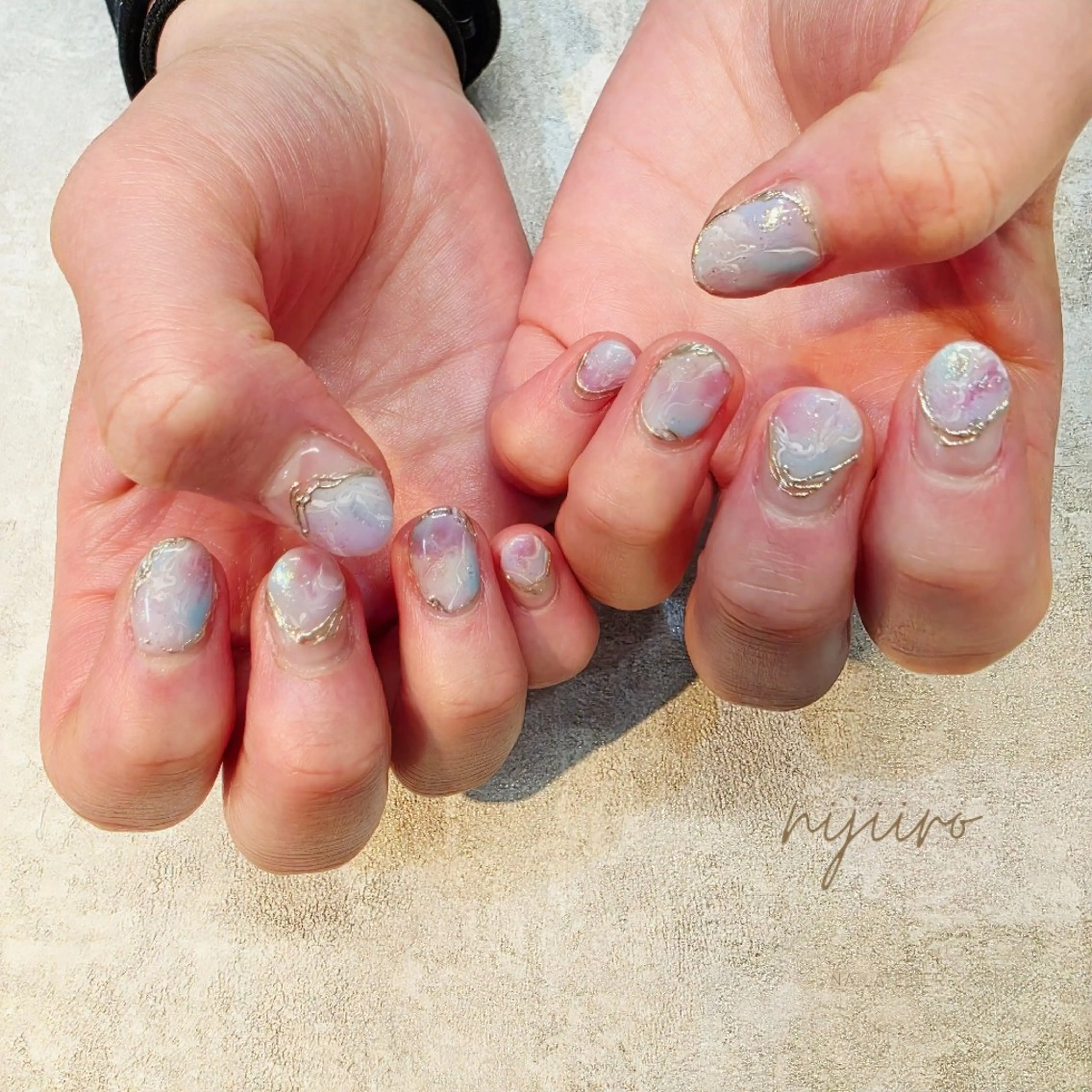 ネイル ハンドネイル nailatelier nijiiro.所属・nijiiro🌈 サトウのネイルデザイン