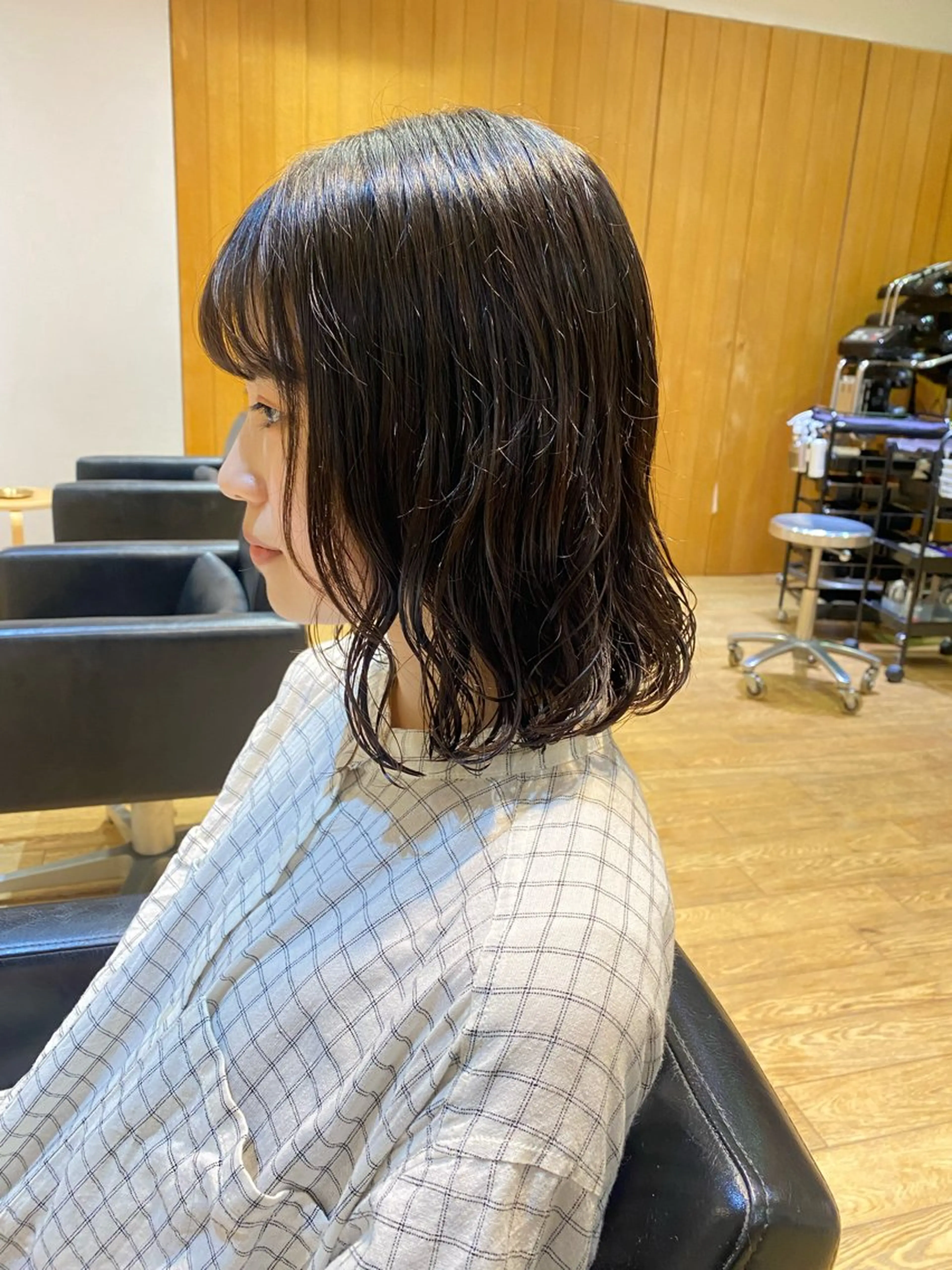 ミディアム ミディアムパーマ くびれヘア 顔まわりレイヤー 韓国風ヘア レイヤーカット カット パーマ コテ巻き風/ボブ パーマ🌼杉田 萌恵のヘアスタイル