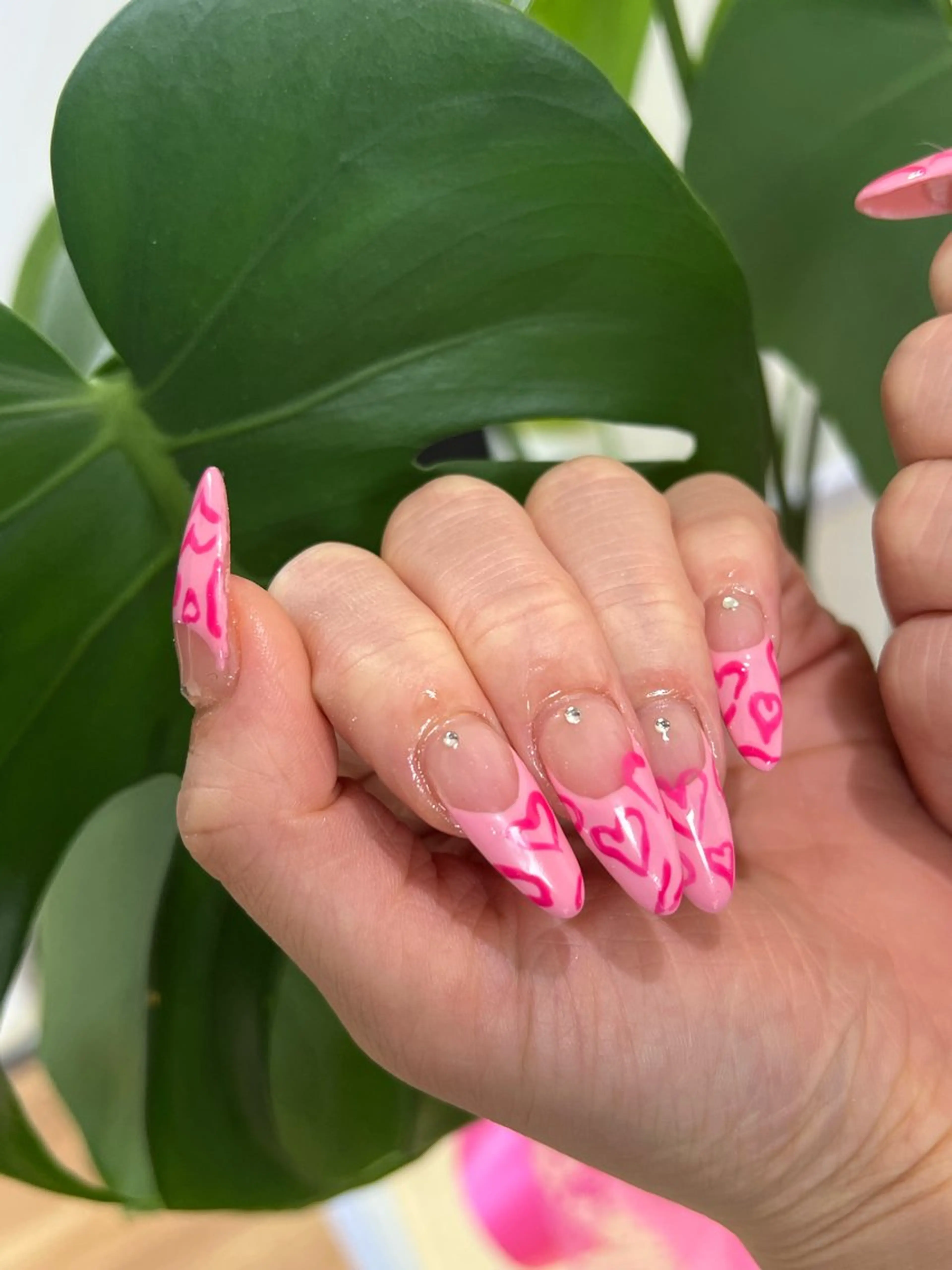 ネイル ハンドネイル Msalon所属・渡久地 夢のネイルデザイン