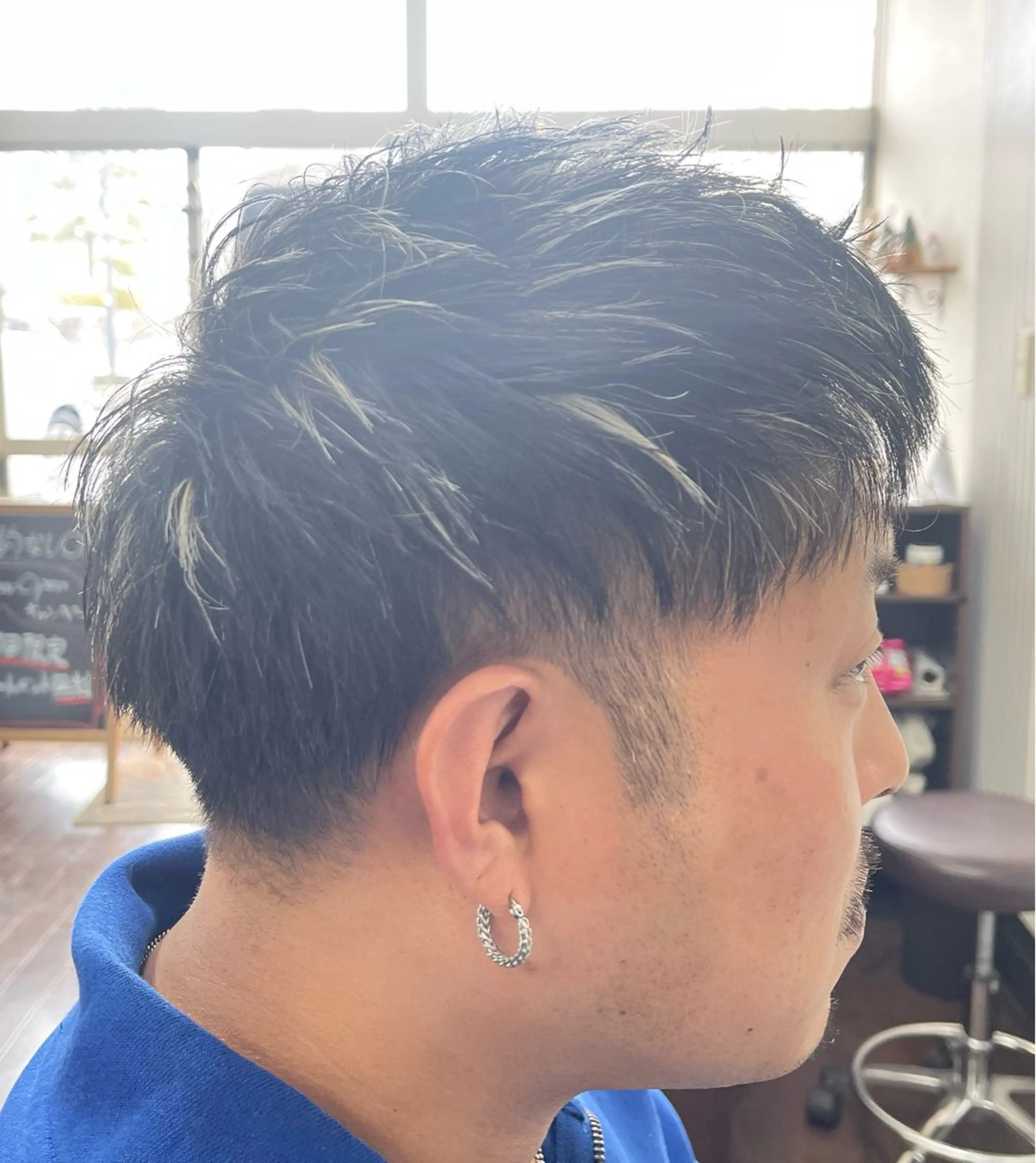 ショート カラー メンズ メンズハイライト メンズメッシュ ハイライトカラー メッシュ ハイライト ヘアカラー HAIR SUN所属・個人/ゆっくりできる ヘアサロン/yukiのヘアスタイル
