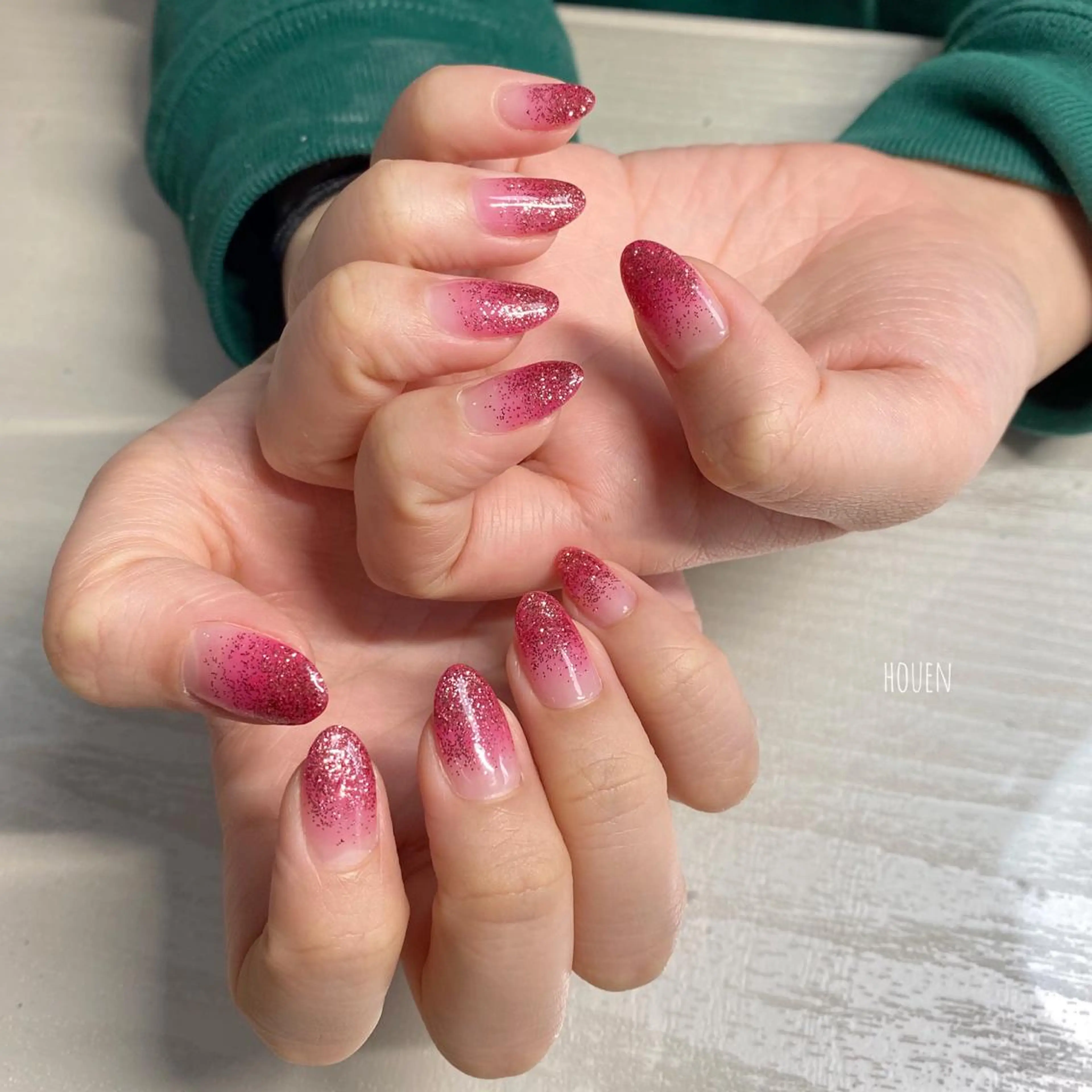 ネイル グラデーション I P'ink nail salon所属・I pinknail 韓国風·持ち込み専門のネイルデザイン