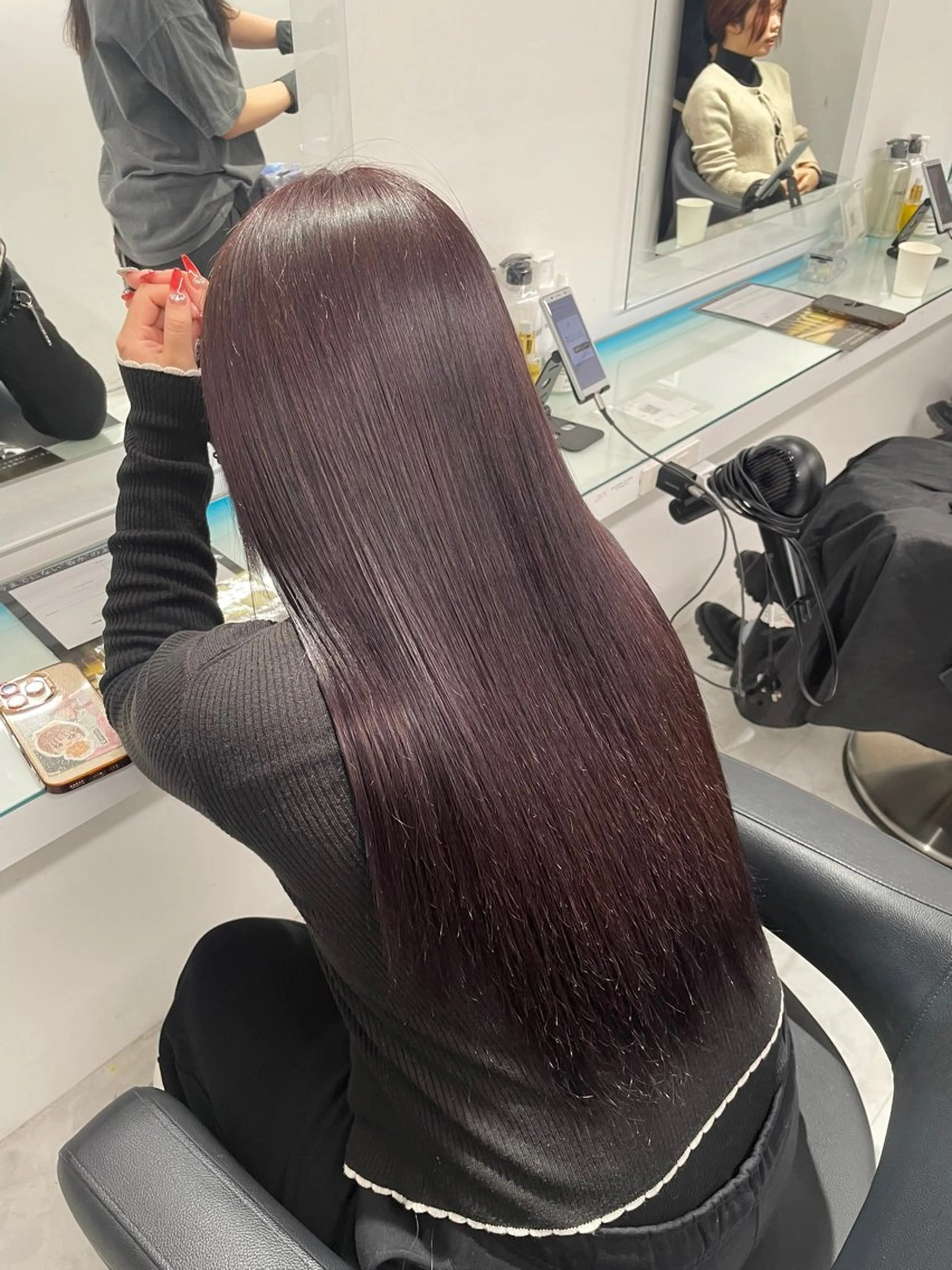 ロング カラー ヘアカラー トリートメント トレンド暖色ヘア🍒 miu🍒のヘアスタイル