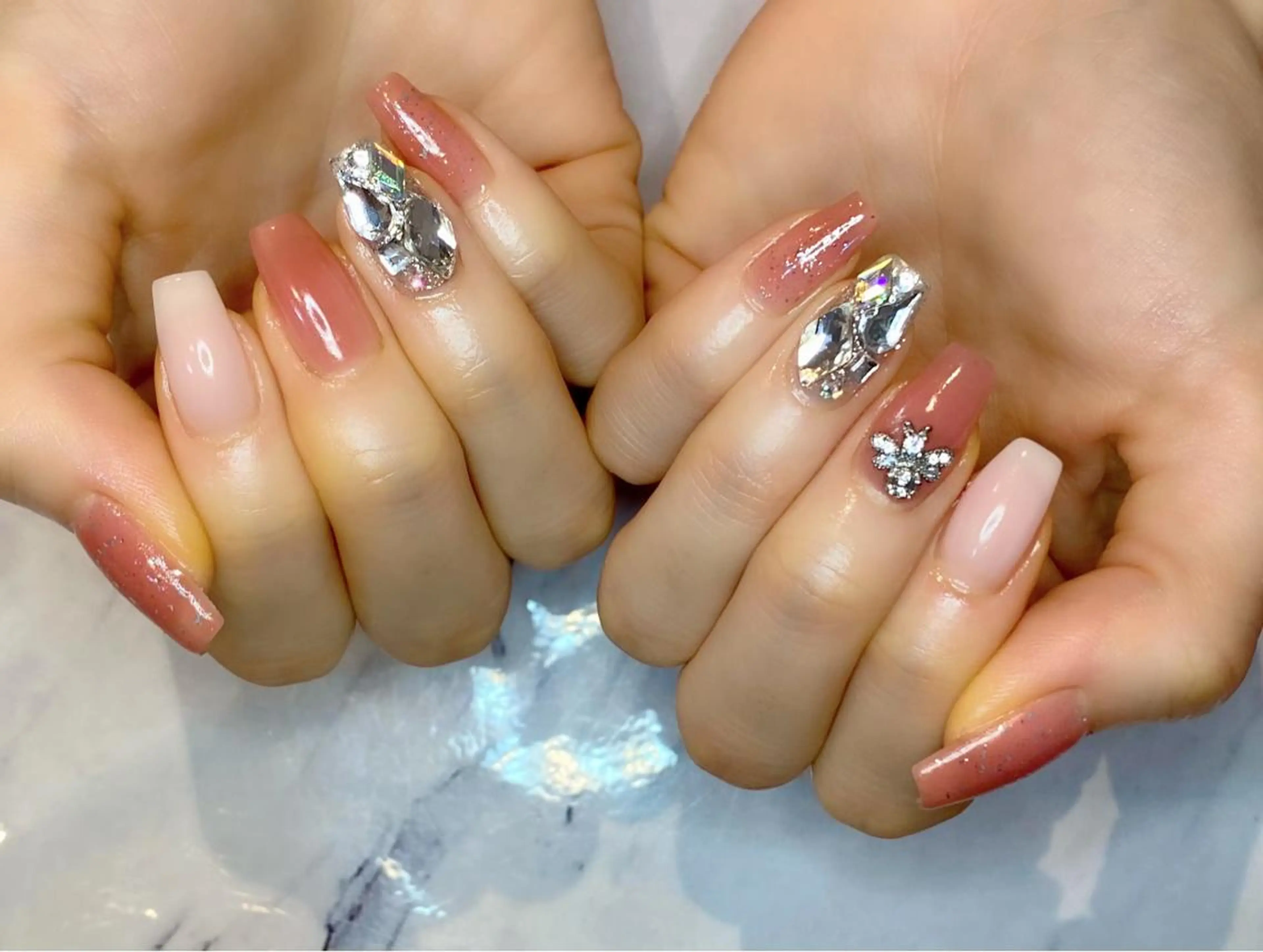 ネイル Lino+ ネイル&よもぎ蒸しのネイルデザイン