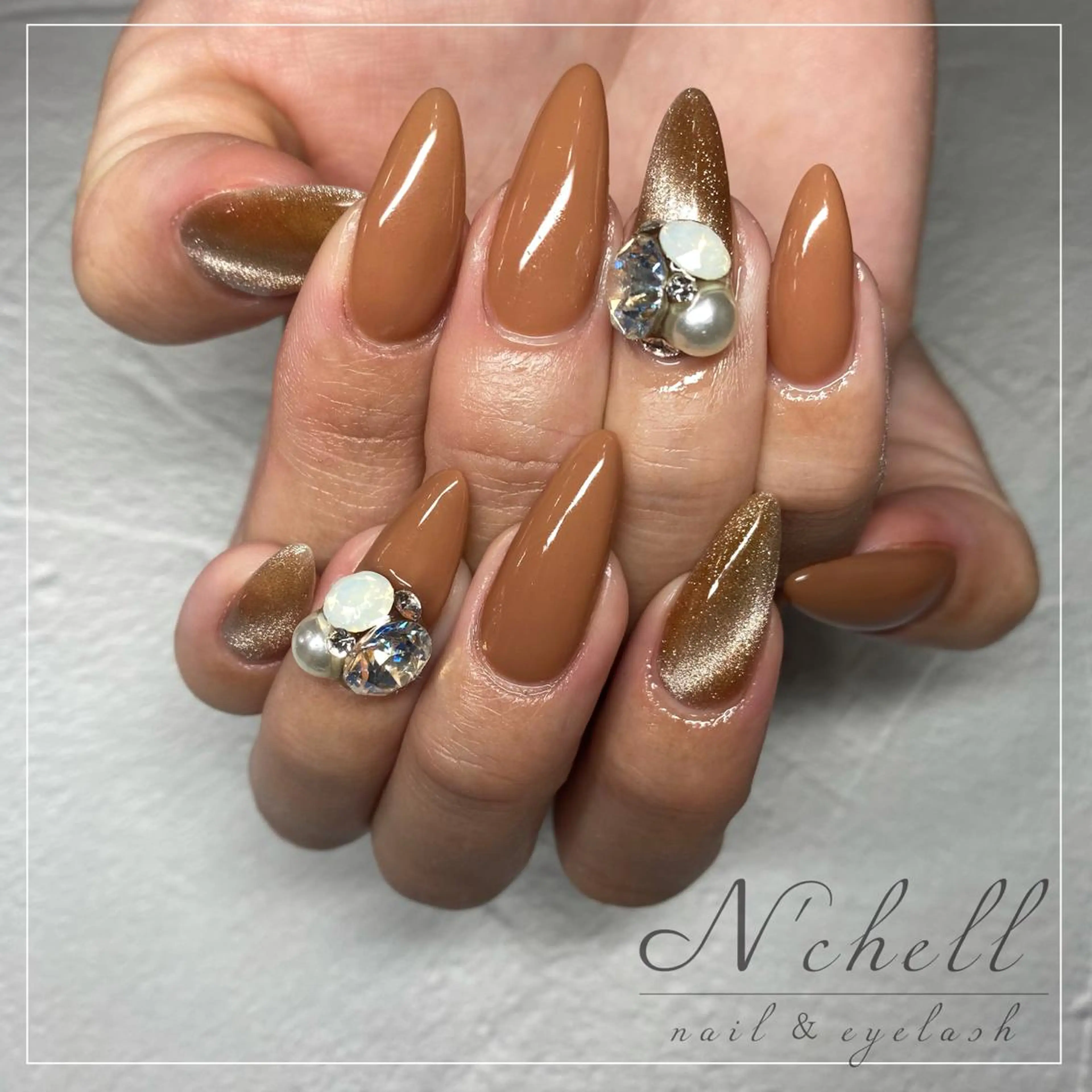 ネイル Nailist Aoiのネイルデザイン