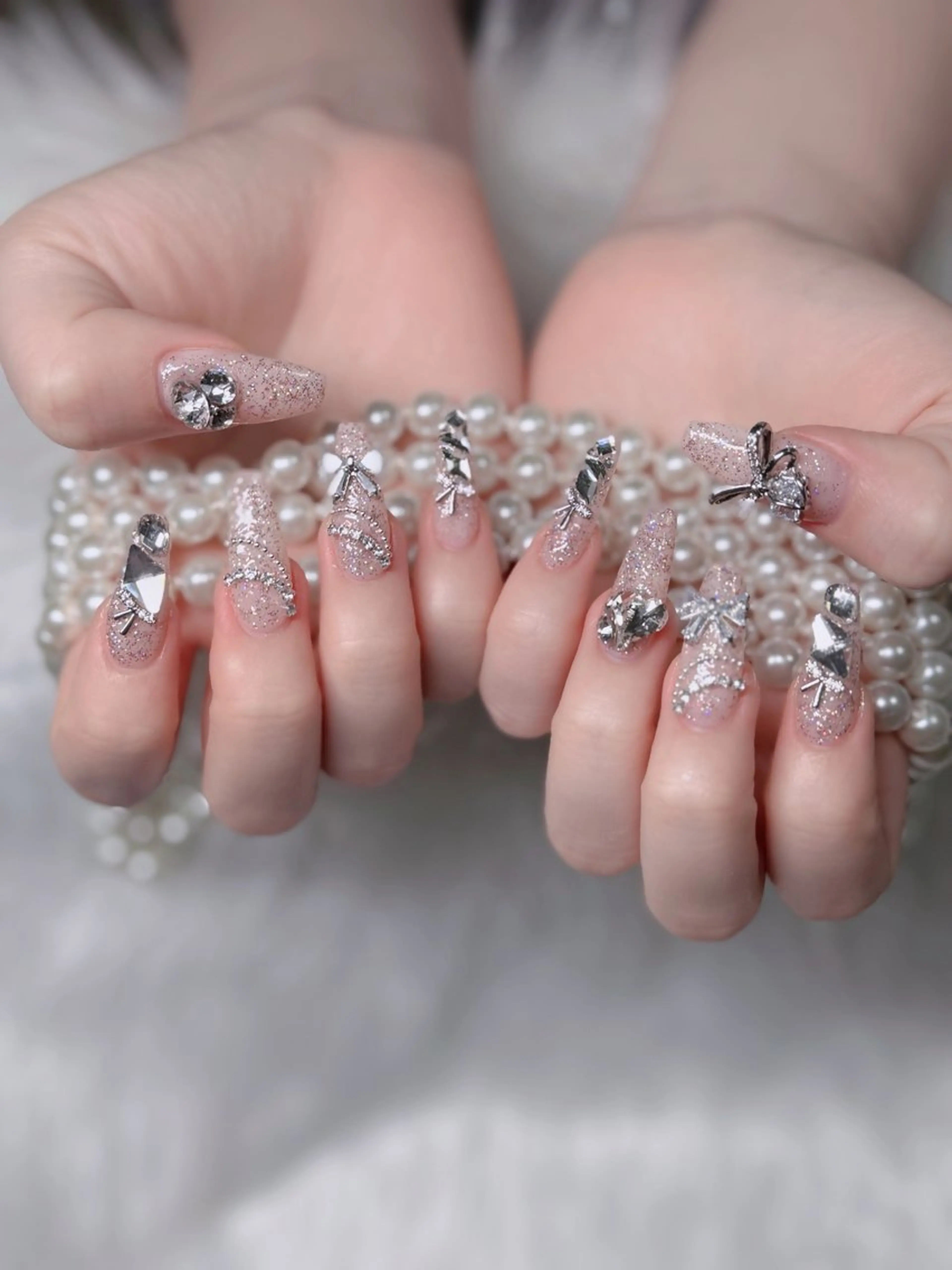 ネイル オーロラネイル フレンチネイル ジェルネイル ハロウィン 韓国ネイル ハンドネイル H.baby Nail Salonのネイルデザイン