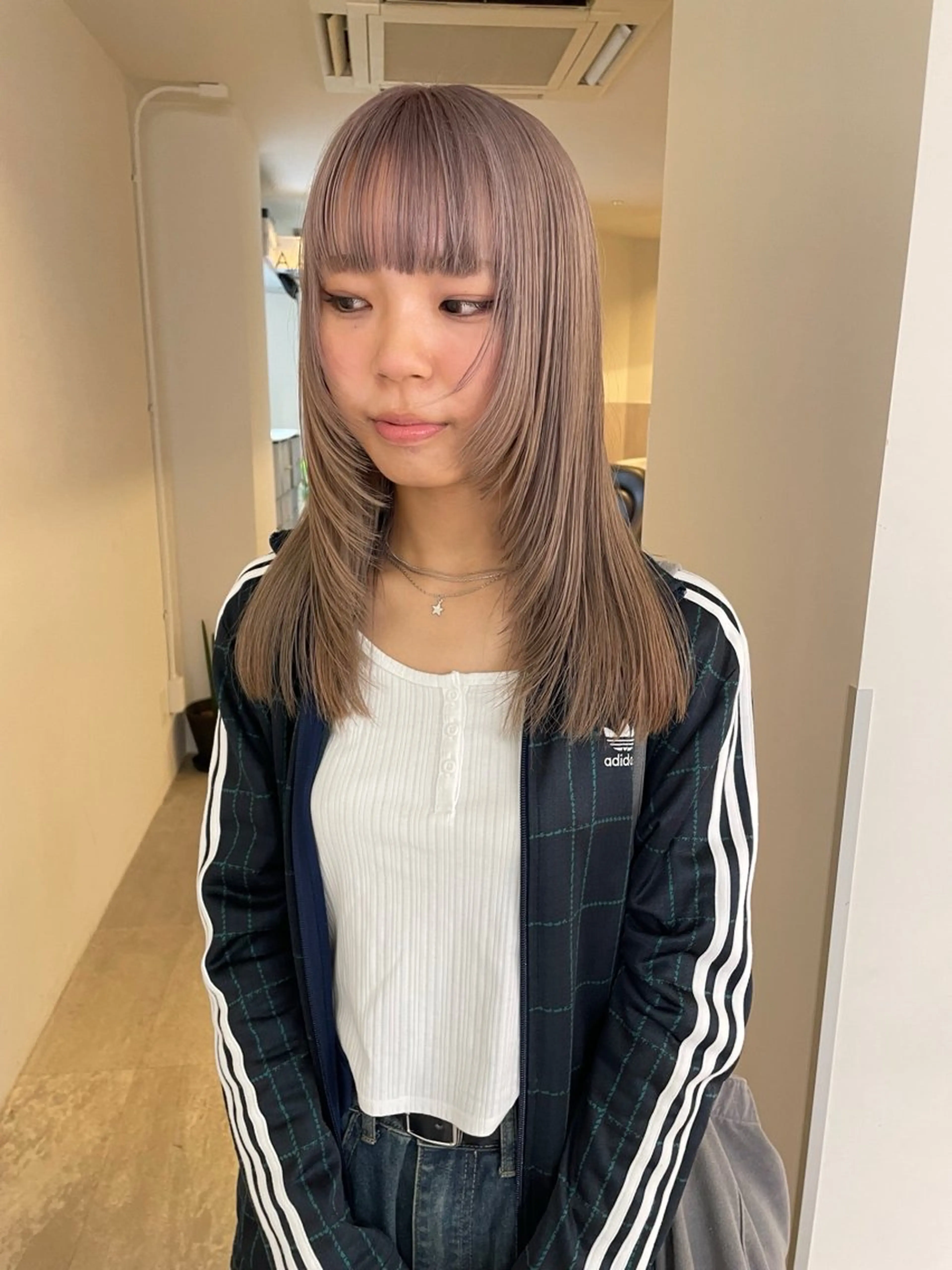 【カット + トリートメント🎀✂︎✂︎】レイヤーカット/お顔まわりレイヤーカット/ハイレイヤー/韓国風レイヤー/ウルフの写真