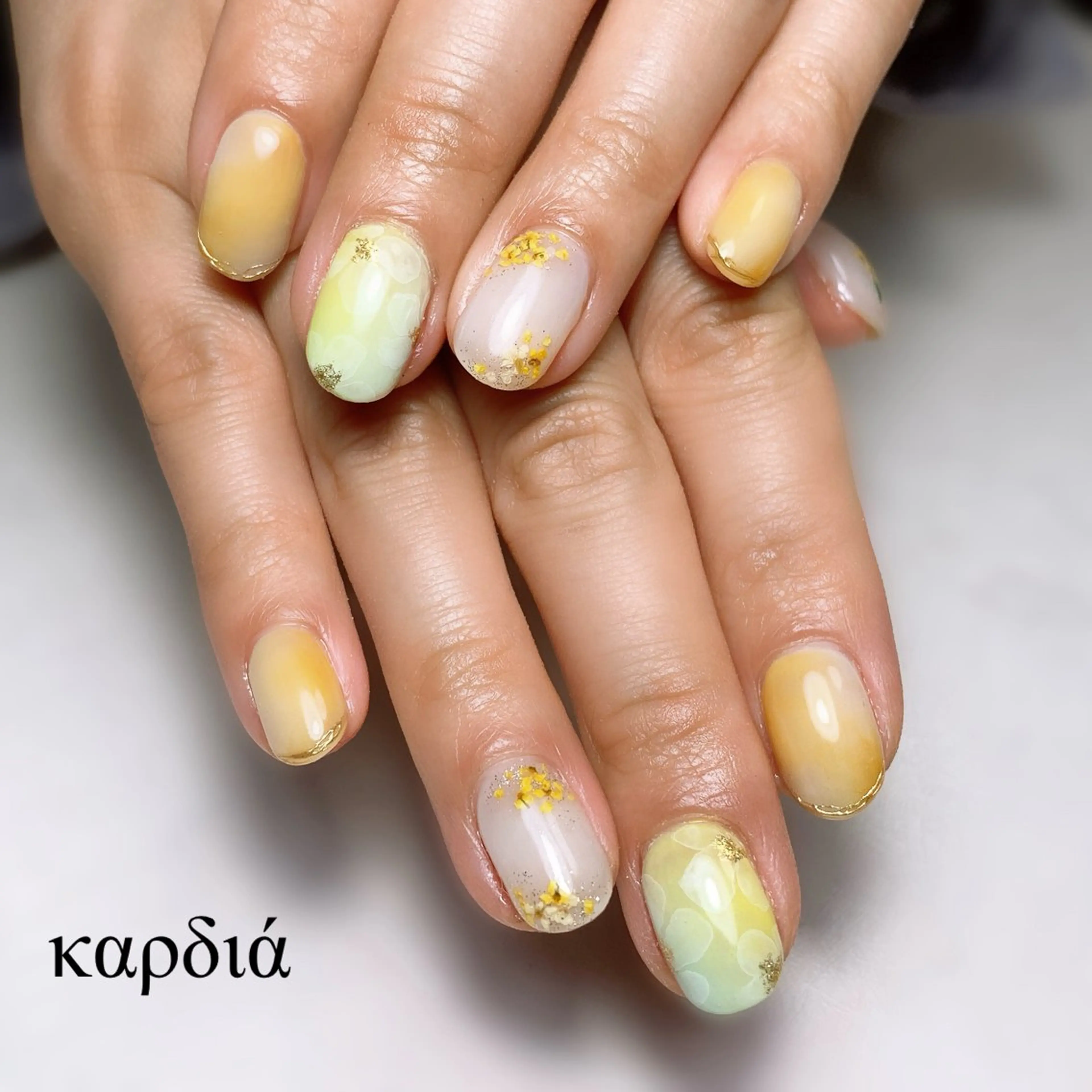 ネイル ハンドネイル καρδιά -ｶﾙﾃﾞｨｱ-のネイルデザイン