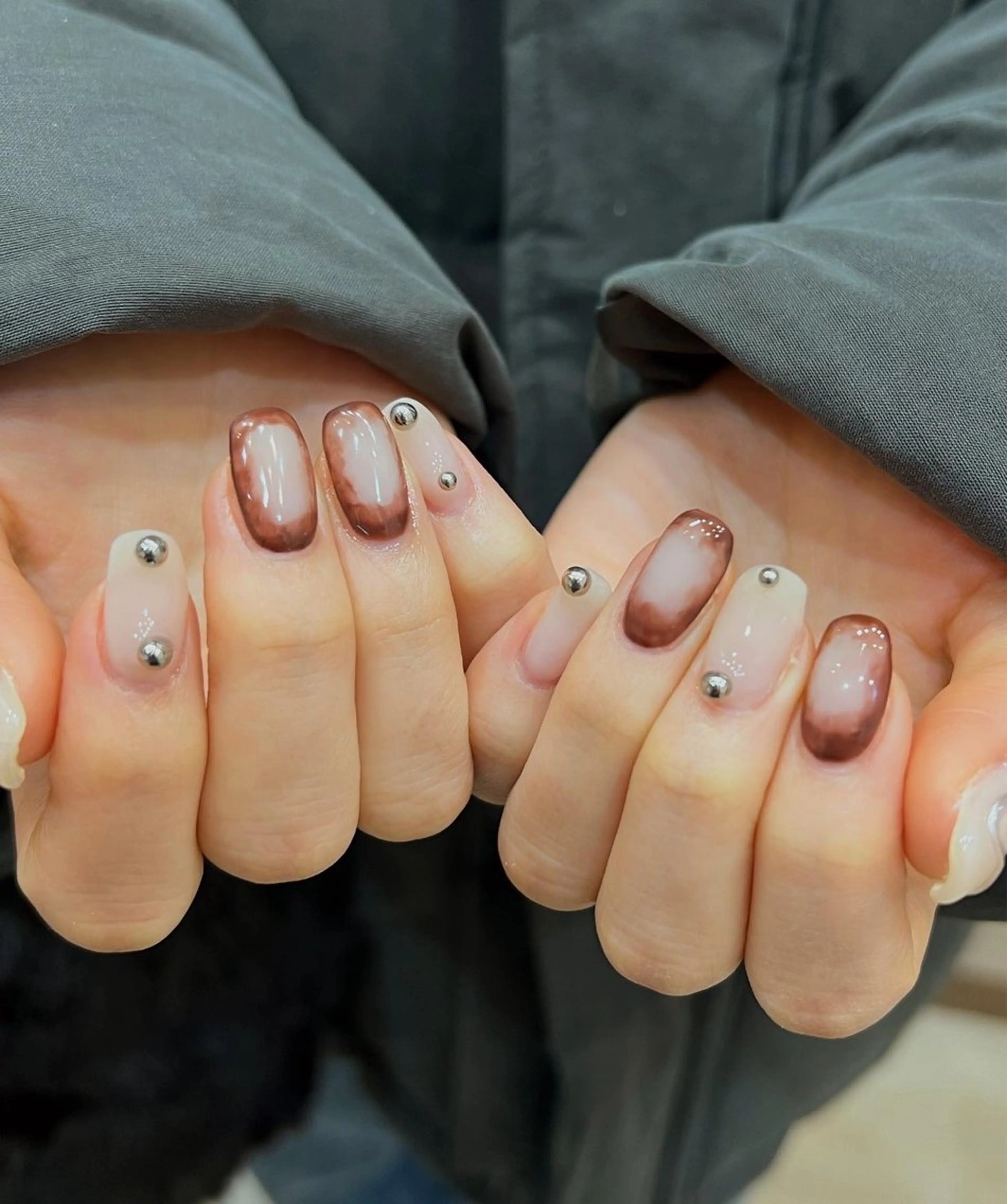 ネイル シンプルネイル ハンドネイル ヘアメイクネイリスト 💄💅hidemiのヘアスタイル