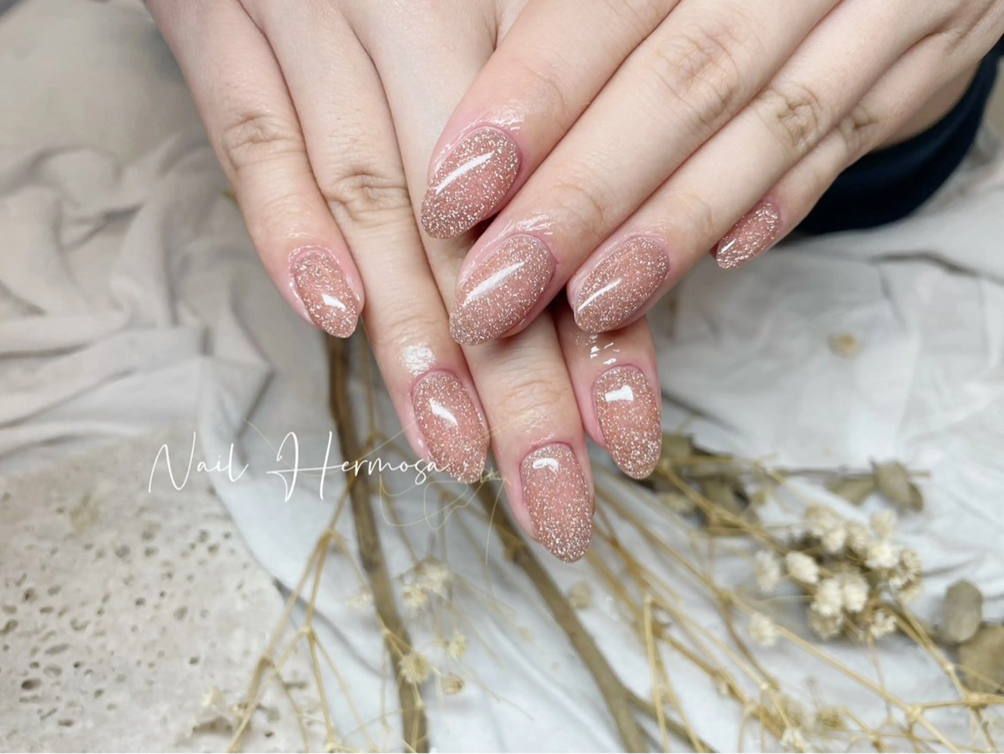 ネイル 長さ出し フラッシュネイル フットネイル ジェルネイル マグネットネイル ハンドネイル エルモサ YURIKAのネイルデザイン