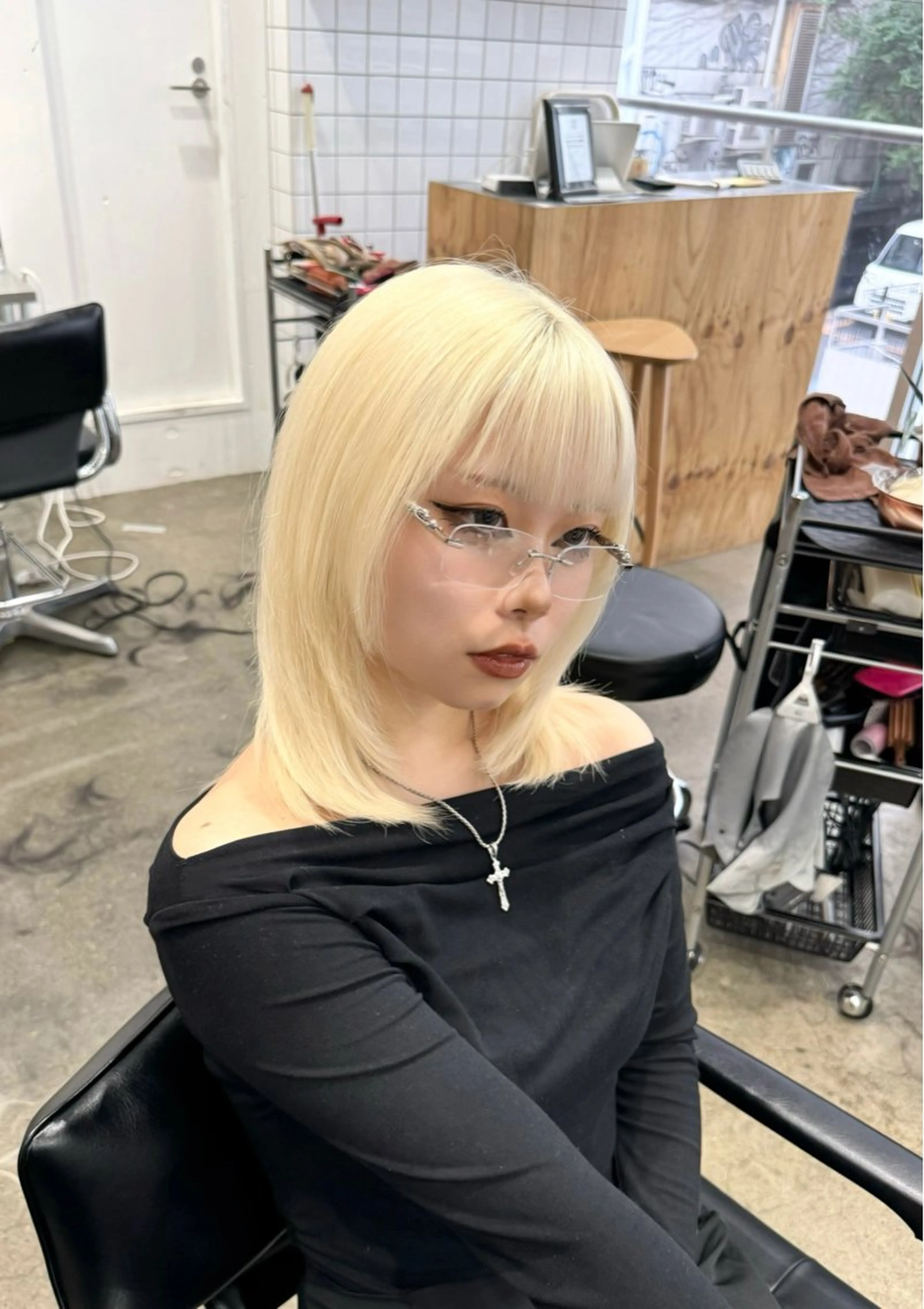 セミロング JUNYA 海外ガールヘアのヘアスタイル