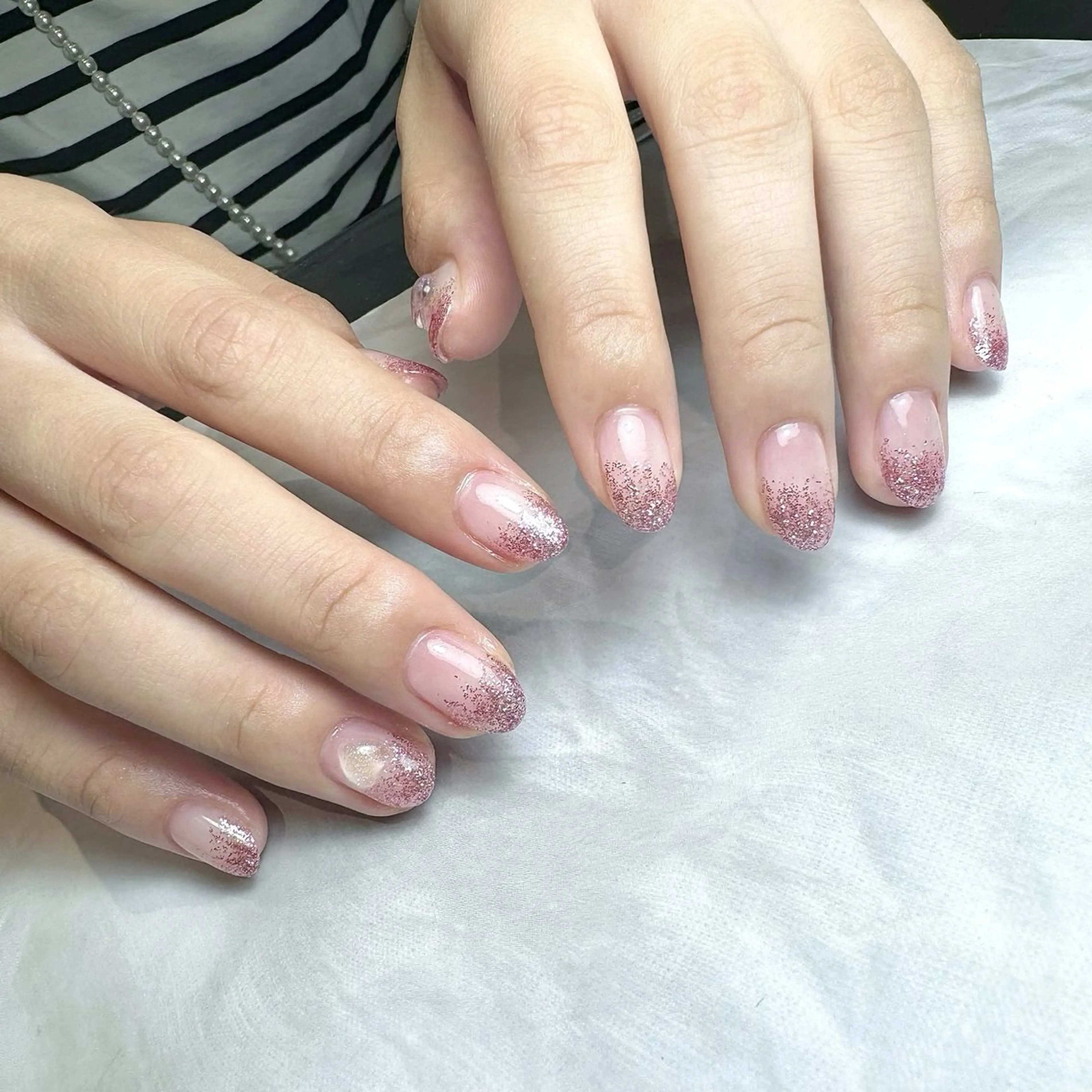 ネイル グラデーション ラメ(グリッター) ラメグラデーション yate' narumiのネイルデザイン