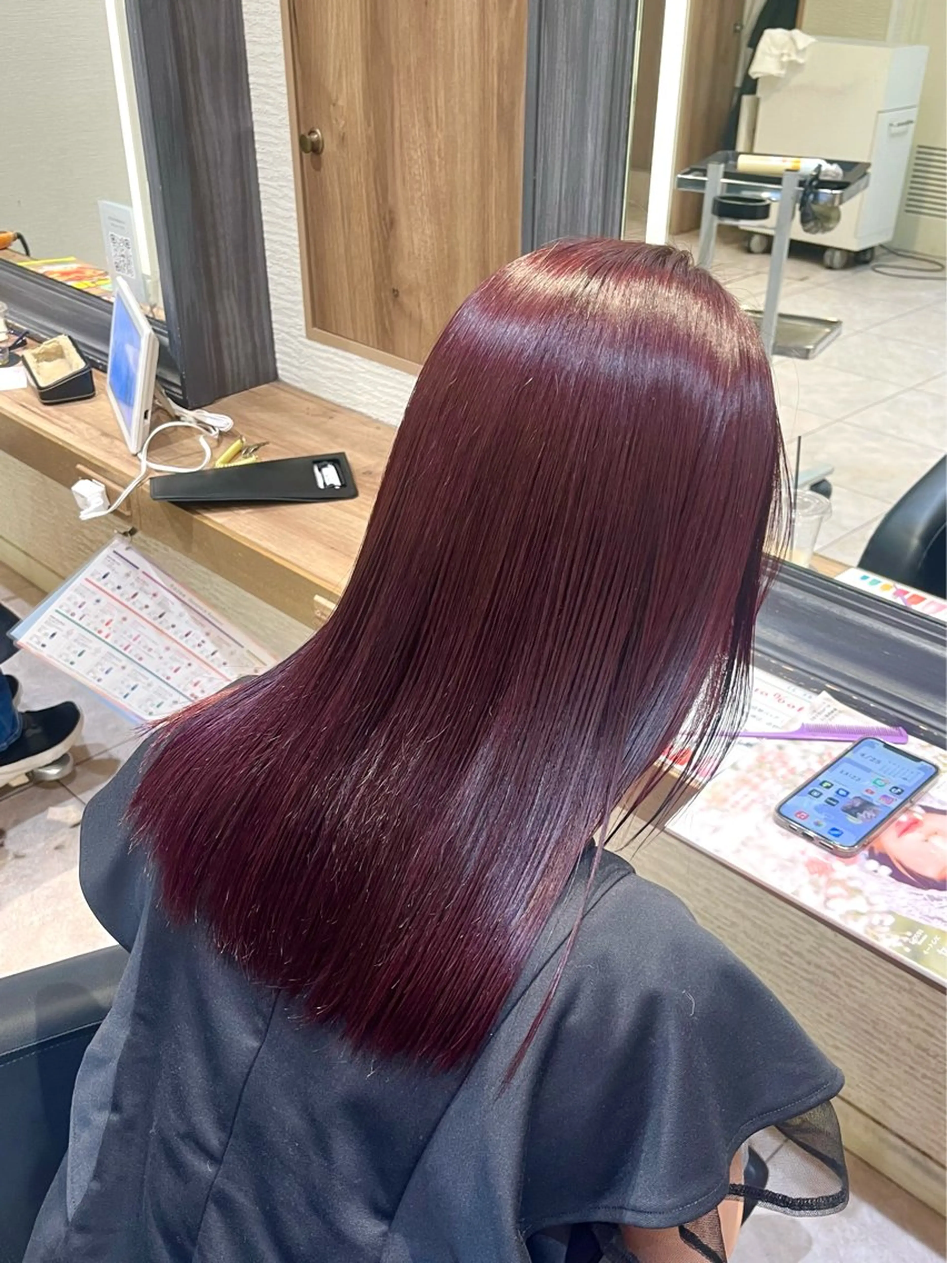 カラー EIGHTyokosuka所属・ハイトーン 🦋🎶LENのヘアスタイル