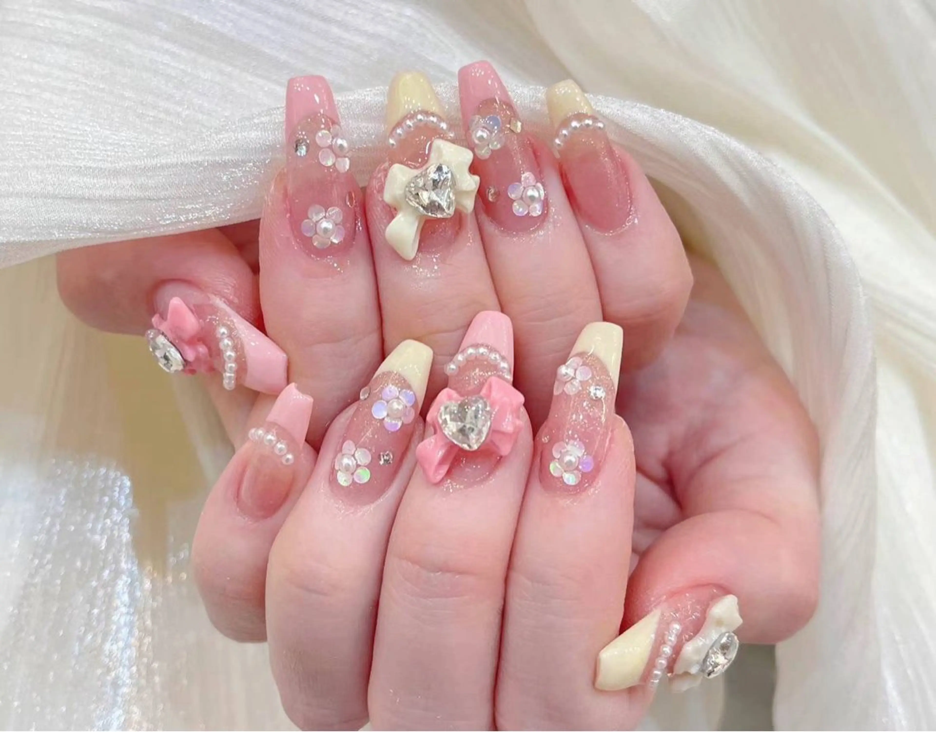 ネイル アートネイル フラワーネイル フットネイル ジェルネイル マグネットネイル Babarla nailのネイルデザイン