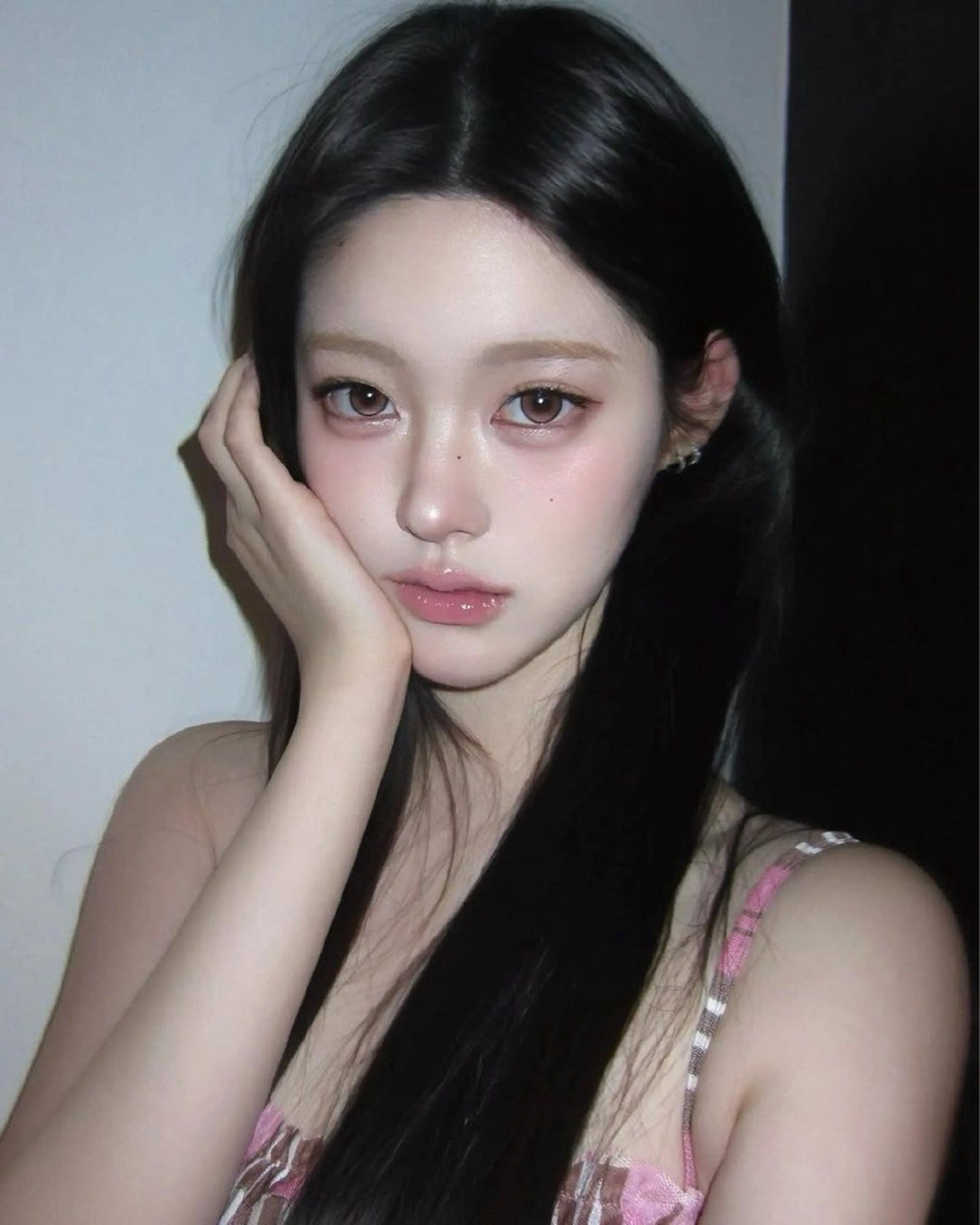 ロング カラー ヘアカラー トリートメント 韓国×ワンホン 艶カラー/ハヅキ🎀のヘアスタイル