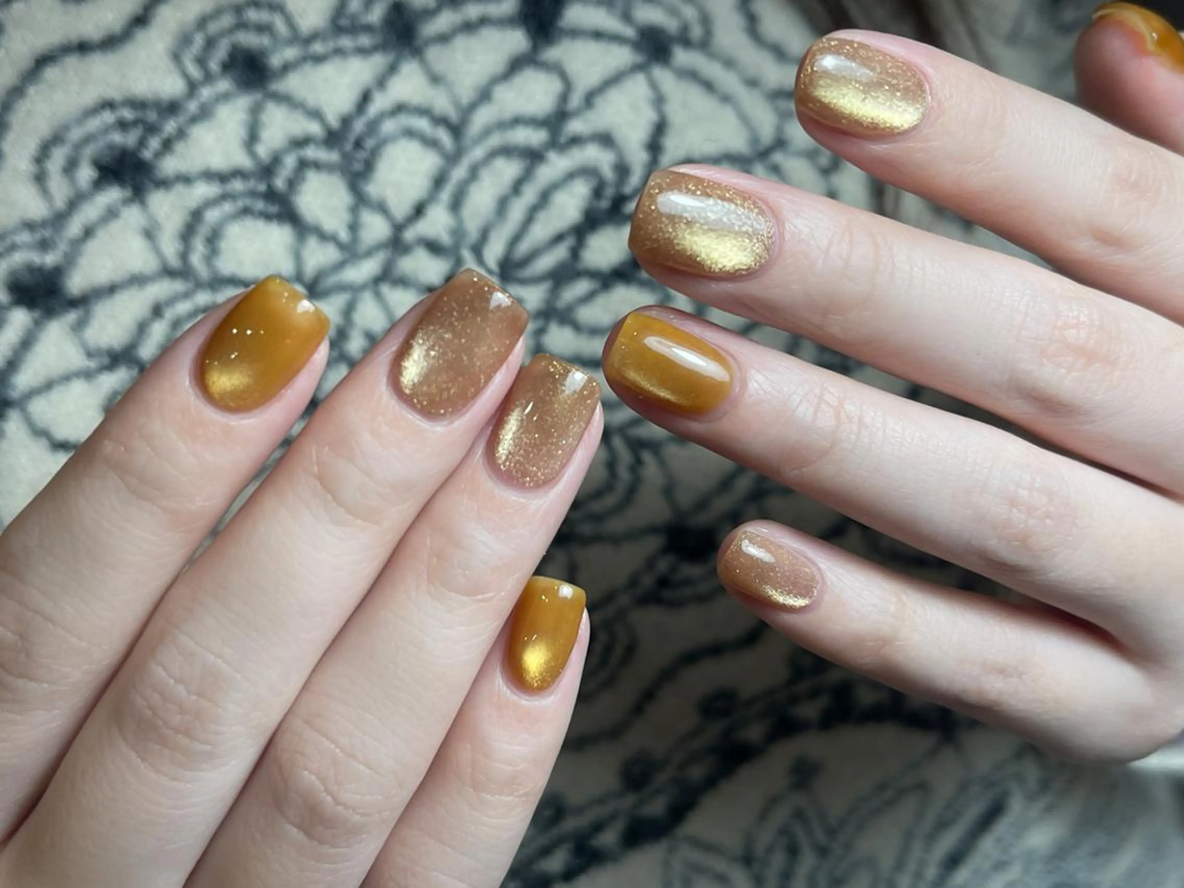 ネイル オーロラネイル べっ甲ネイル フットネイル フレンチネイル ジェルネイル ハンドネイル ユナ 池袋のネイルデザイン