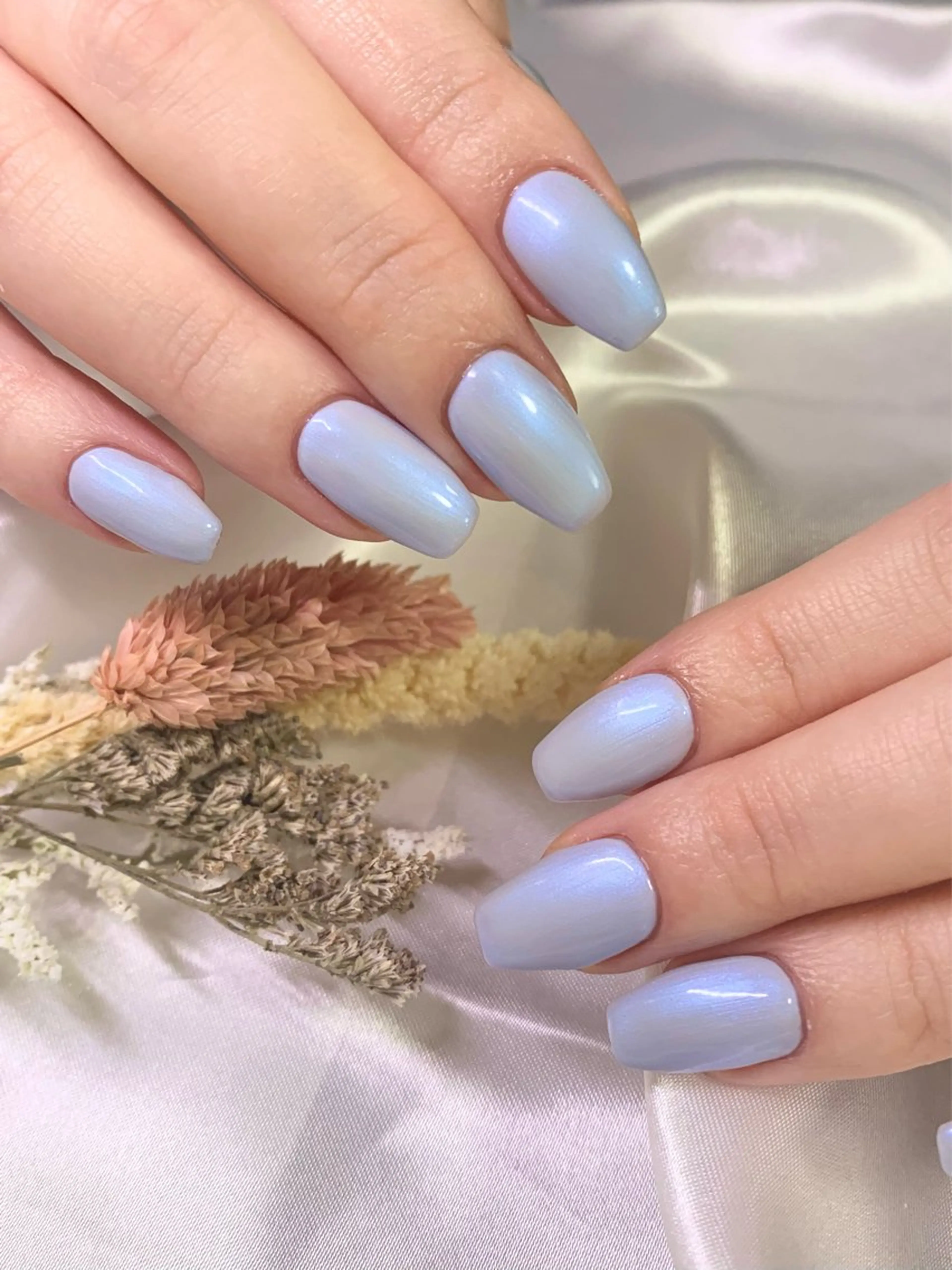 ネイル オーロラネイル ワンカラーネイル Nail room Cinnamil【しなみる】所属・Cinnamil オーナーRioのネイルデザイン