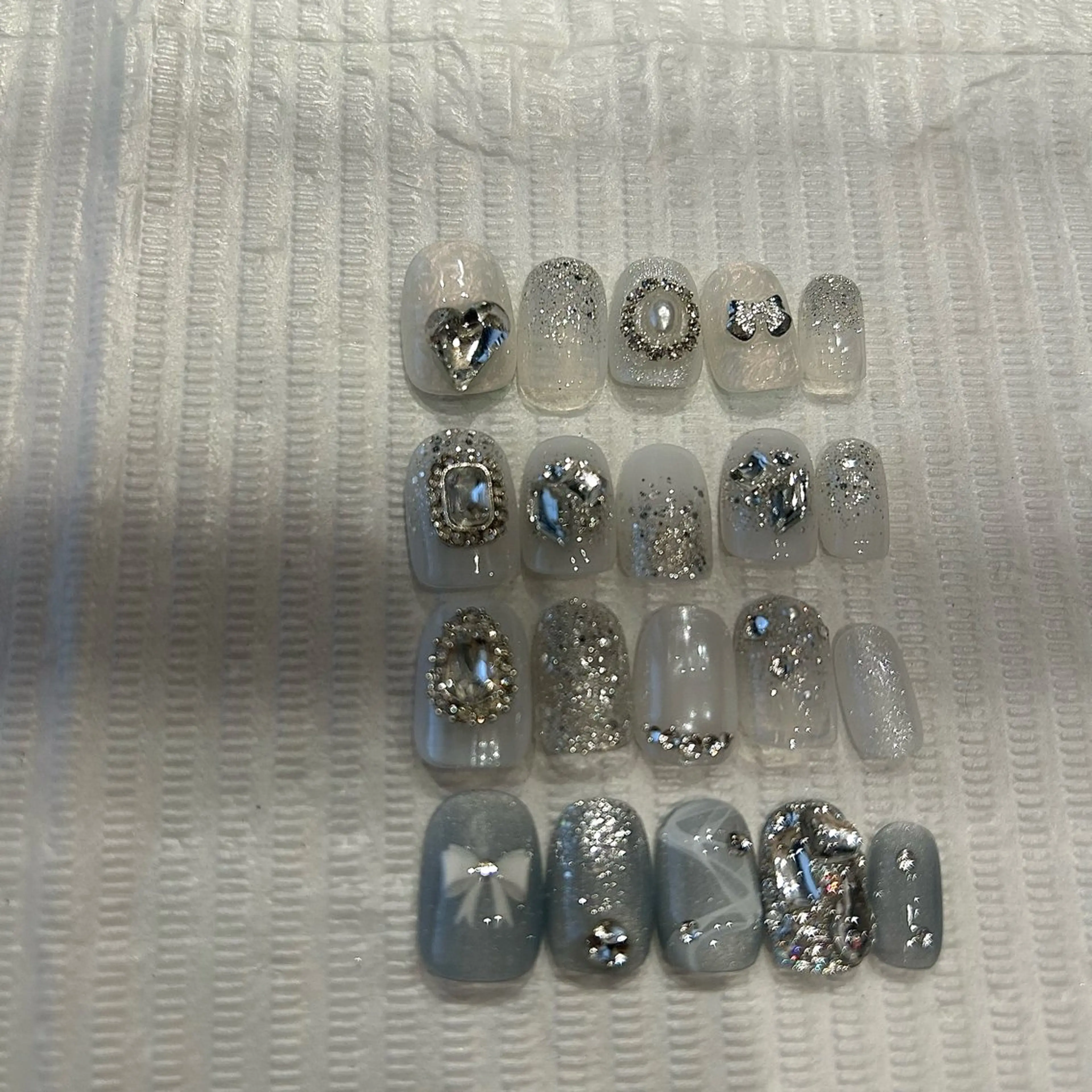 ネイル ブルー 韓国ネイル パラあり！フィルイン 推しネイル大歓迎！のネイルデザイン