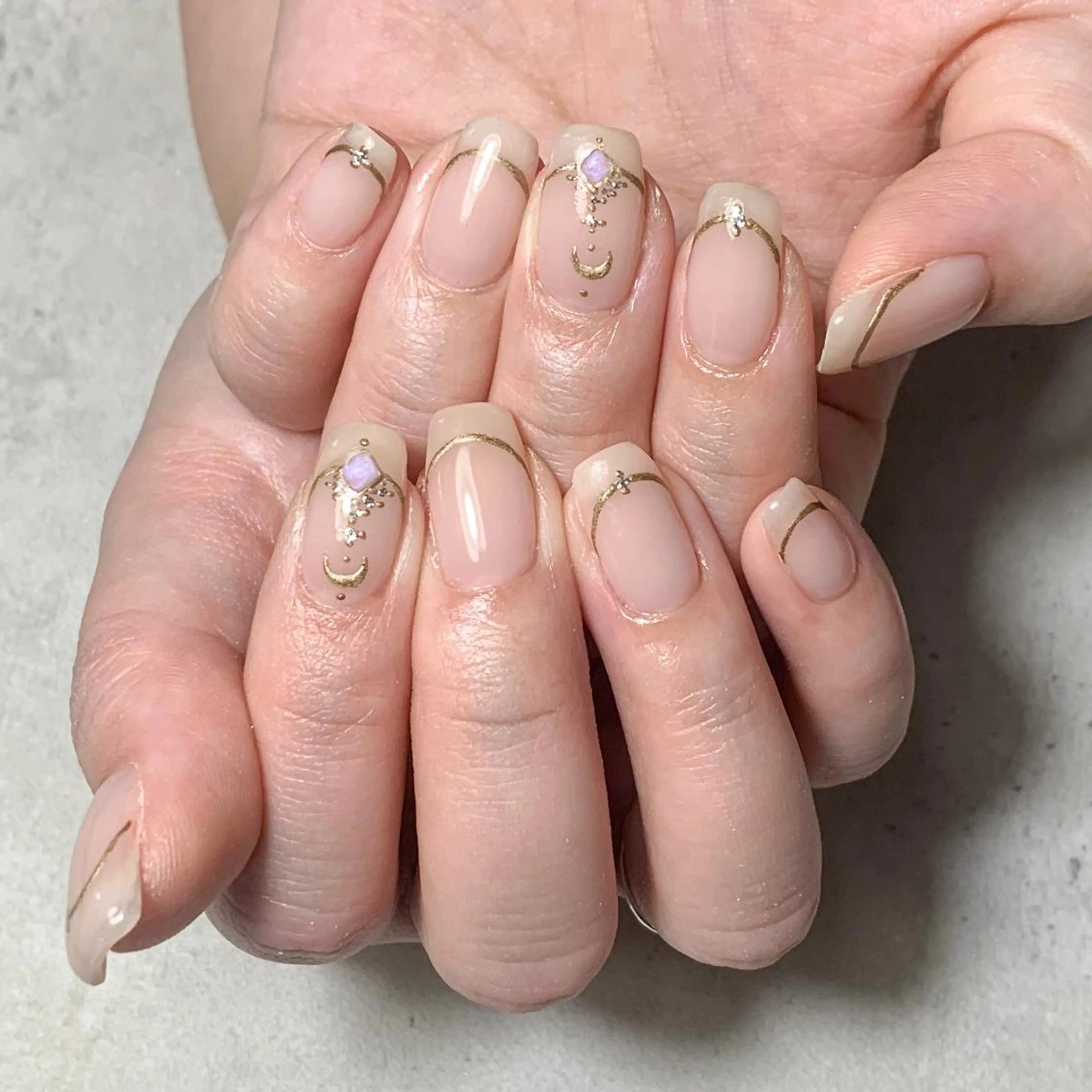 ネイル atelier　FIORITURA所属・FIORITURA aiのネイルデザイン