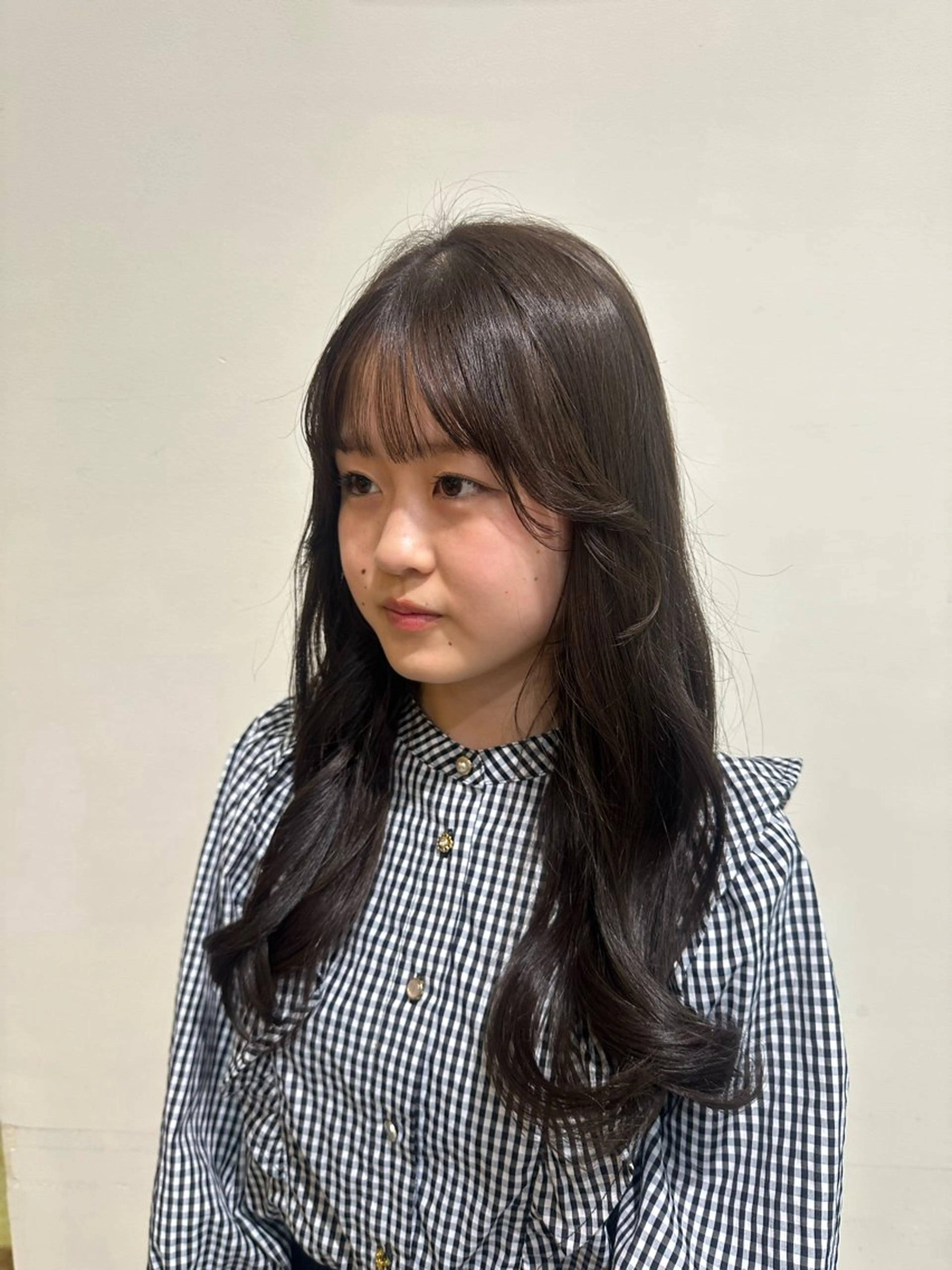 ロング カラー 透明感カラー グレージュ オリーブグレージュ オリーブグレー 脇田 光理のエステ・リラクイメージ