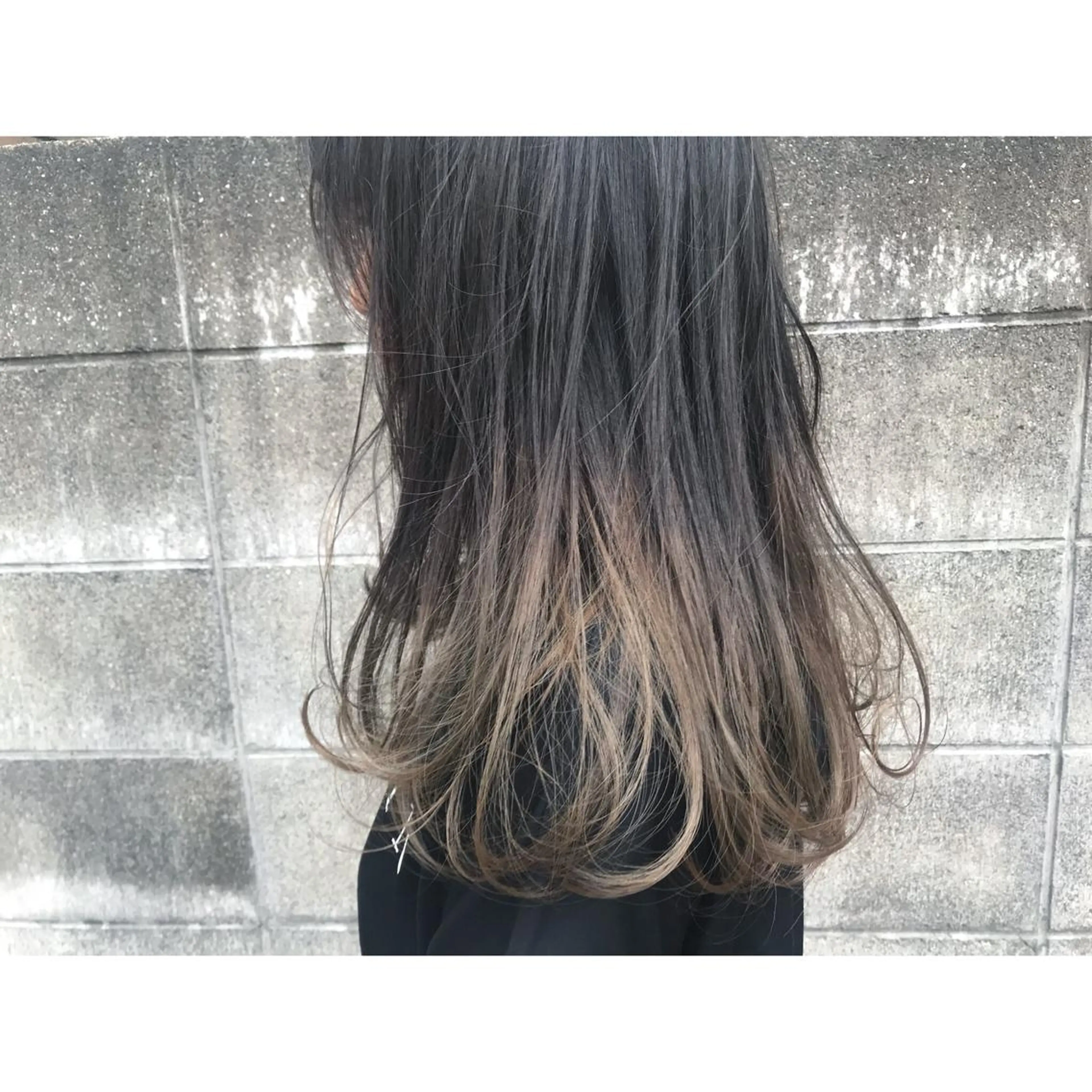 セミロング カラー アッシュ グラデーションカラー カット ヘアカラー トリートメント Musiiik hairのヘアスタイル