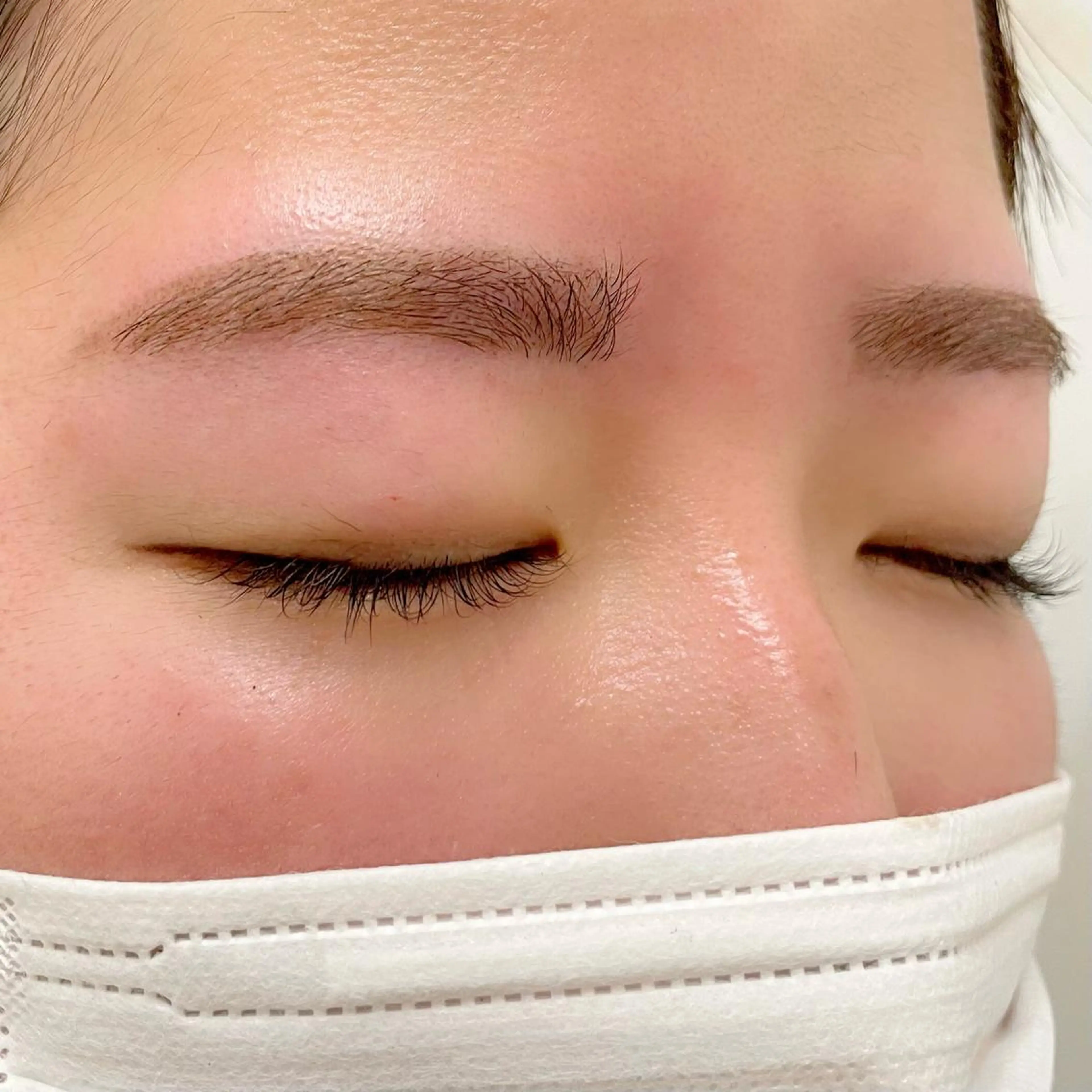 アイブロウ Lucia 清澤のマツエク・マツパデザイン